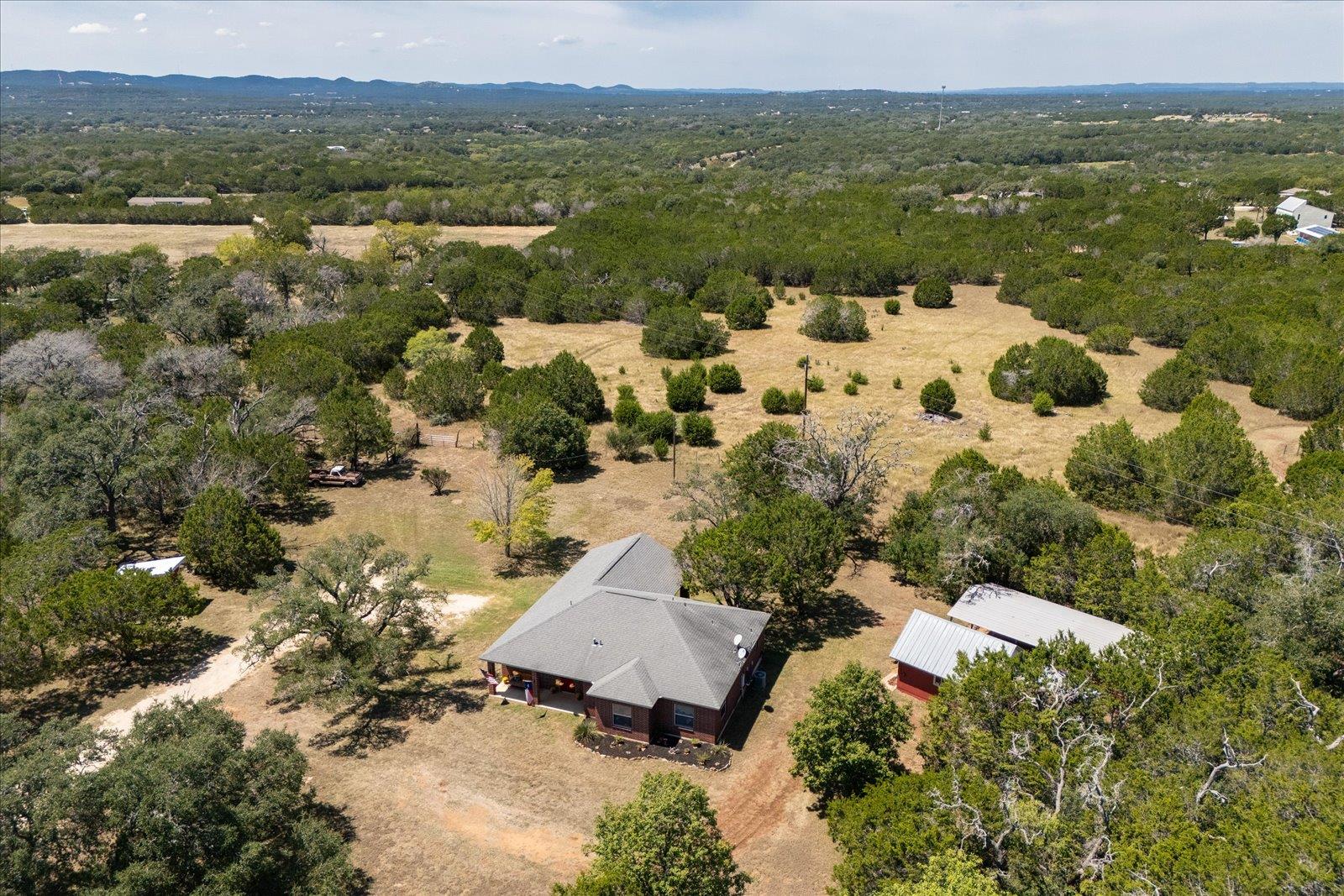 495 Hill Country DR
