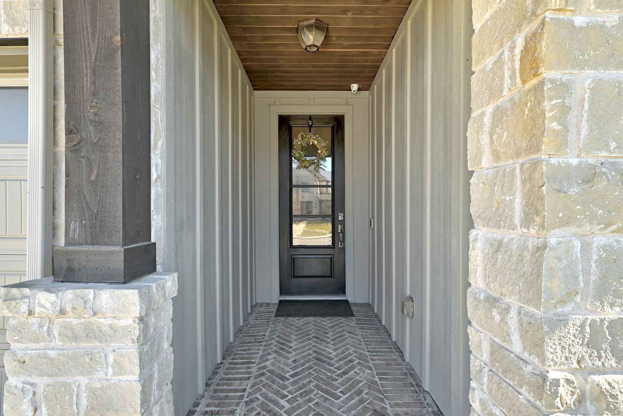 108 Leon LOOP