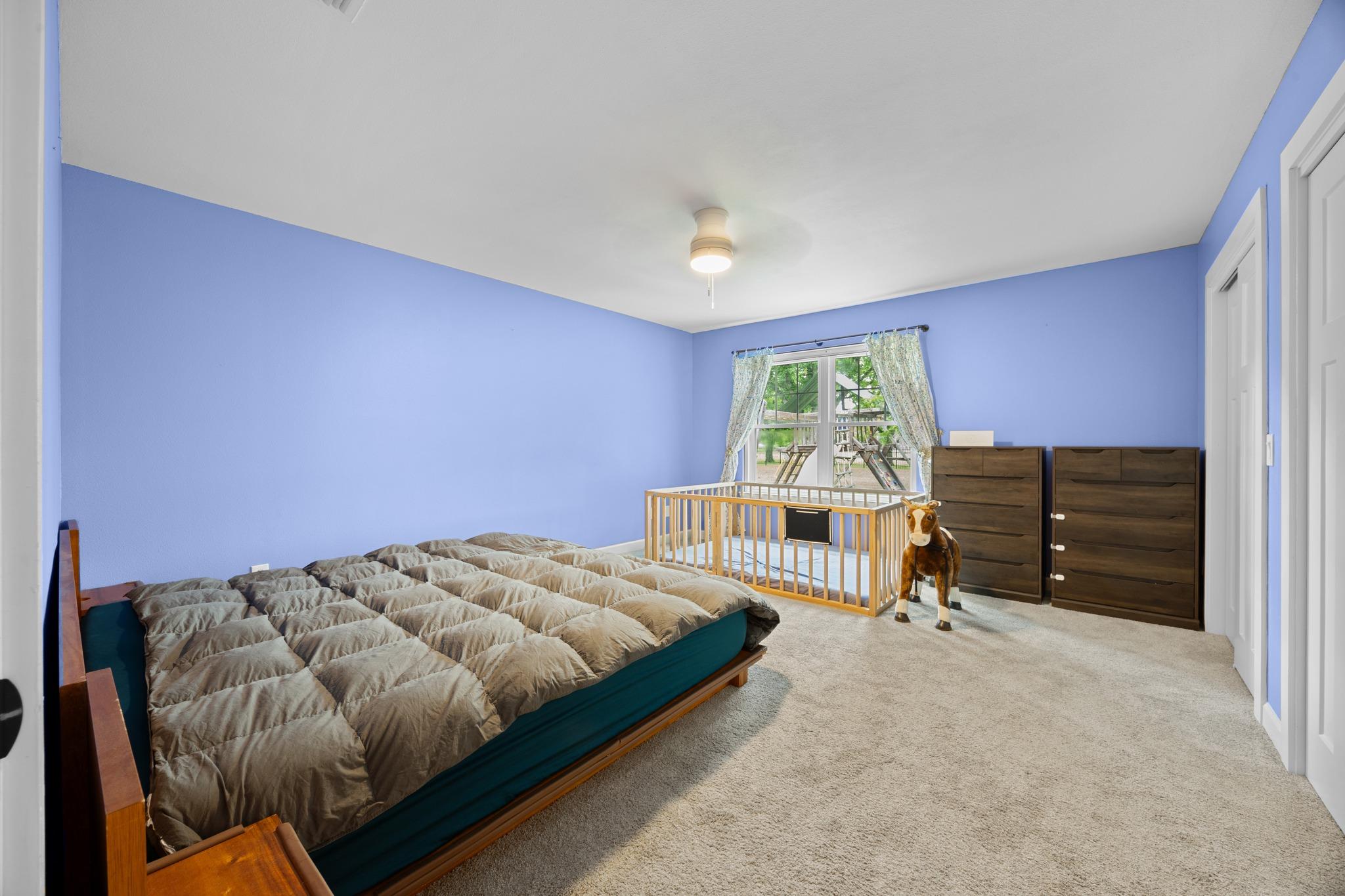 3717 Buck LN