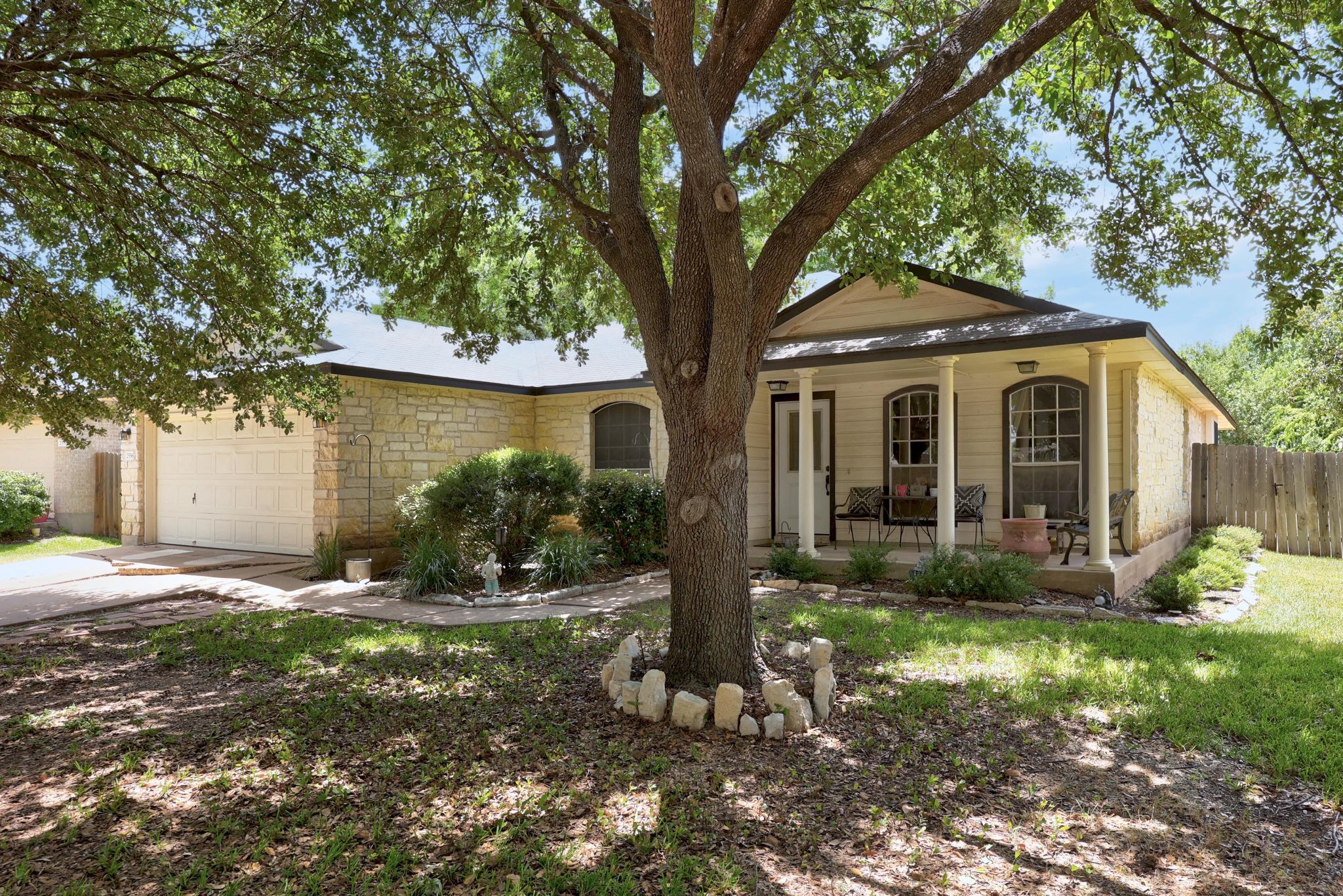 2556 Vernell WAY