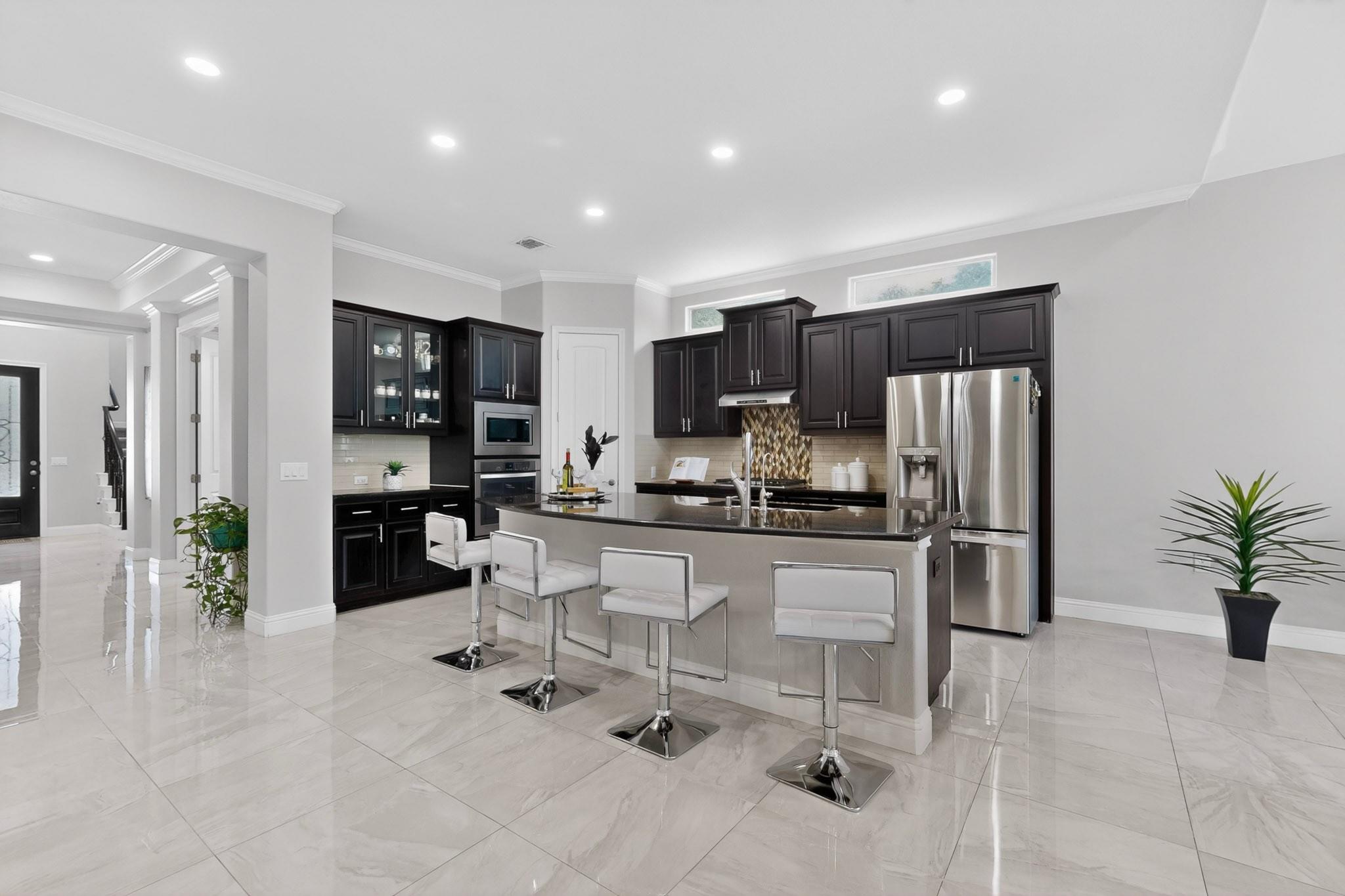 13900 Tyburn TRL