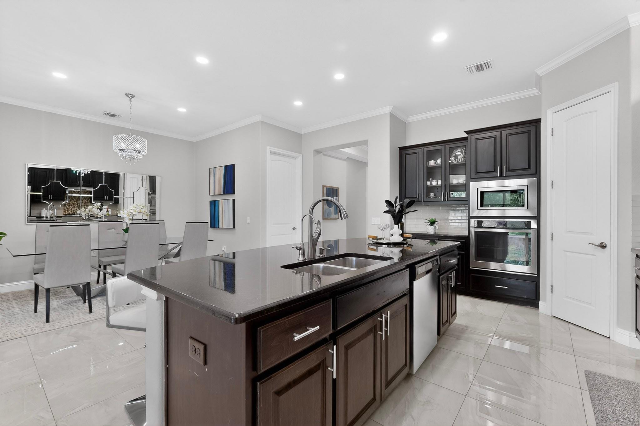 13900 Tyburn TRL
