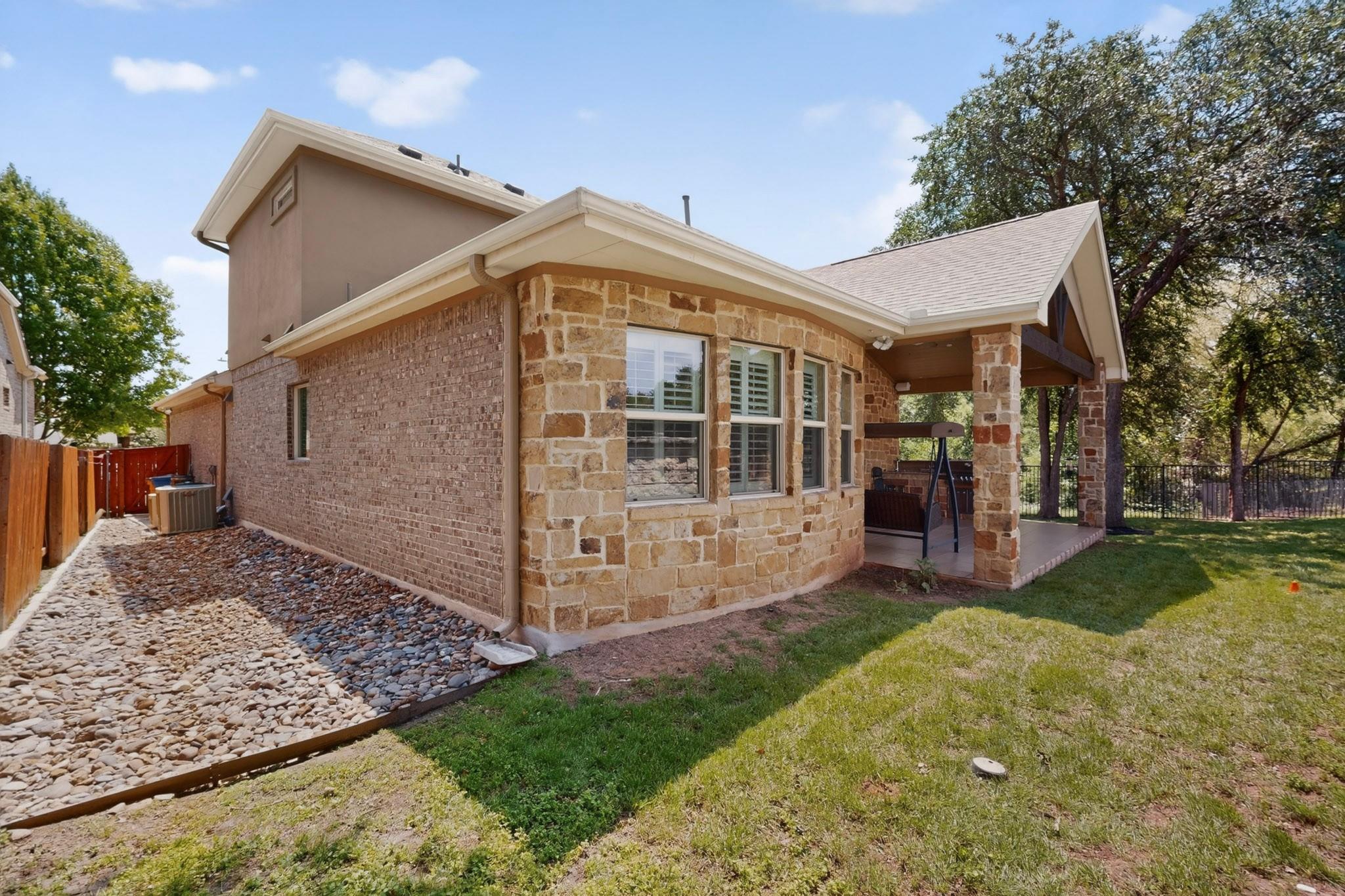 13900 Tyburn TRL
