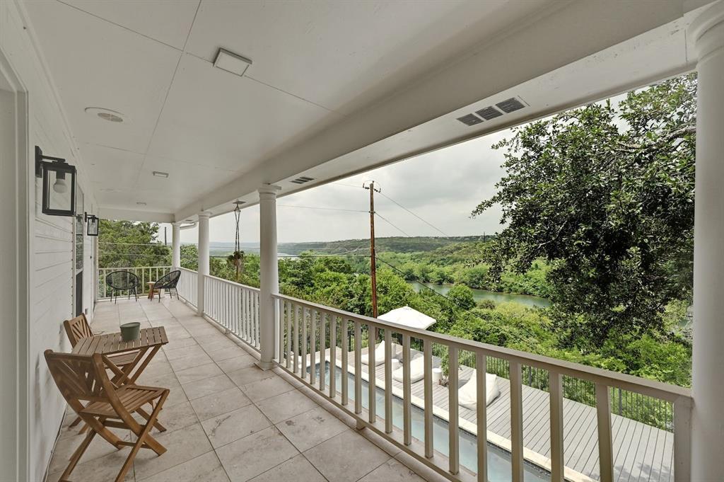 1604 Cliffwood DR