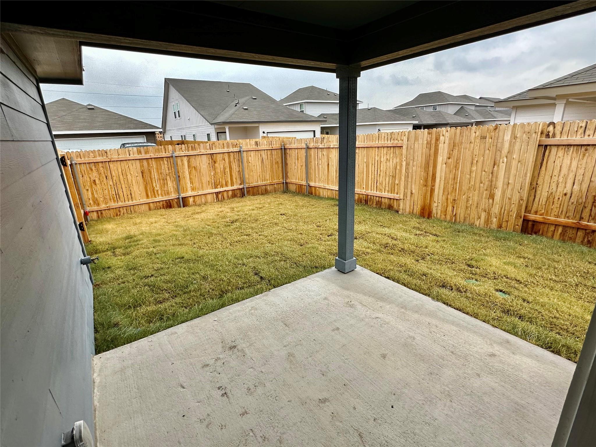 120 Oakdale Meadows LN