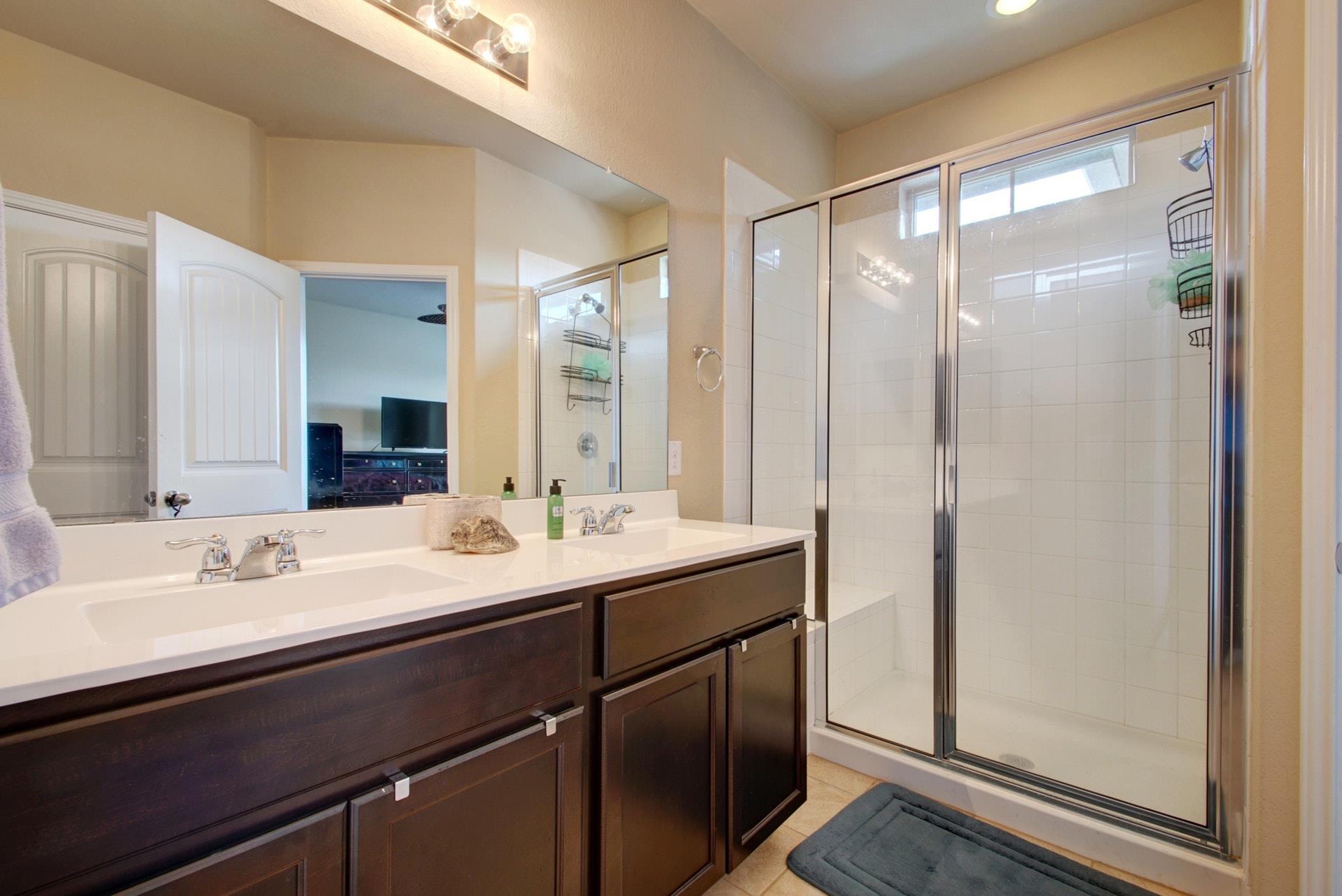 2880 Donnell DR # 2202
