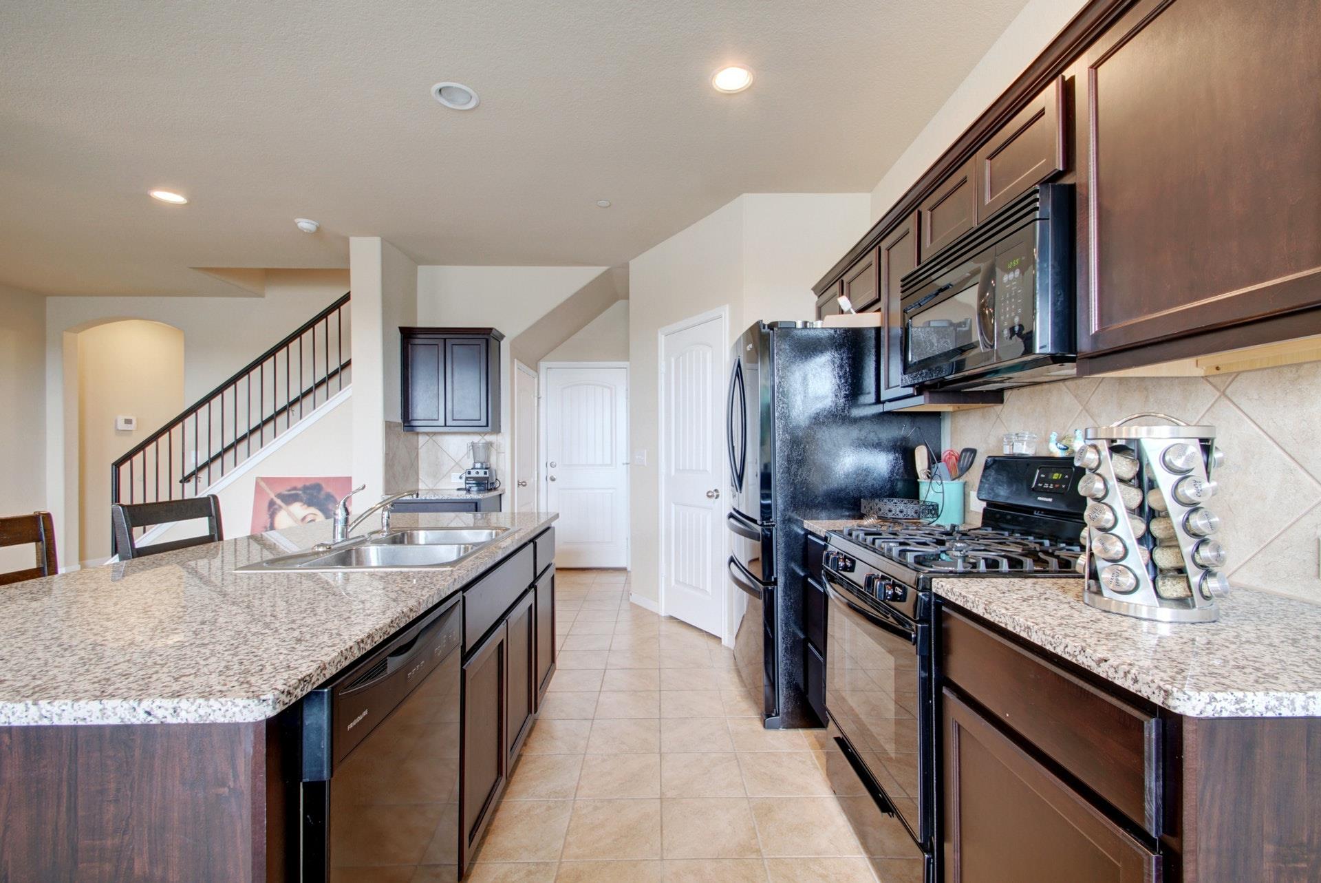 2880 Donnell DR # 2202
