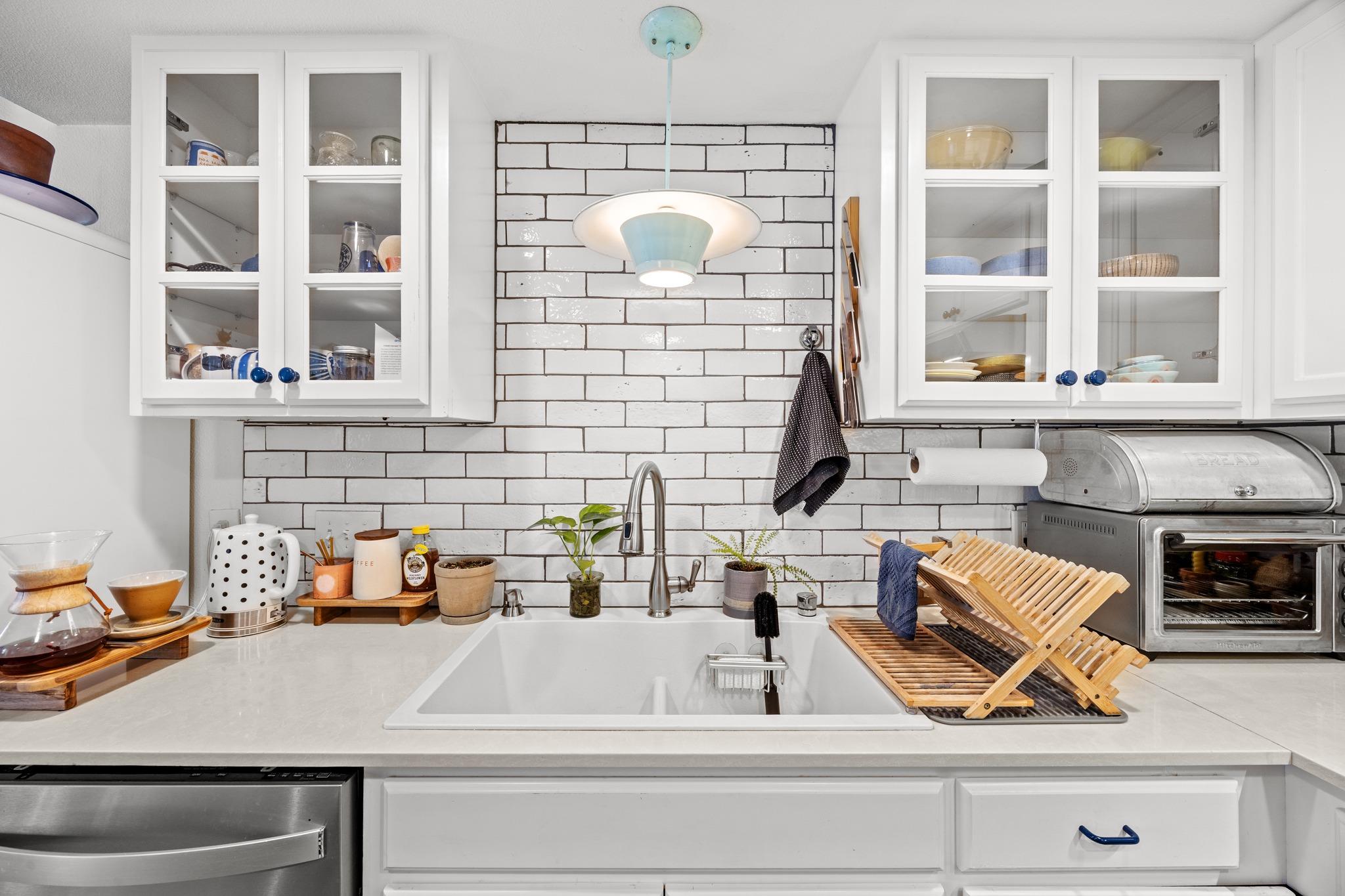 8906 Parkfield DR # B