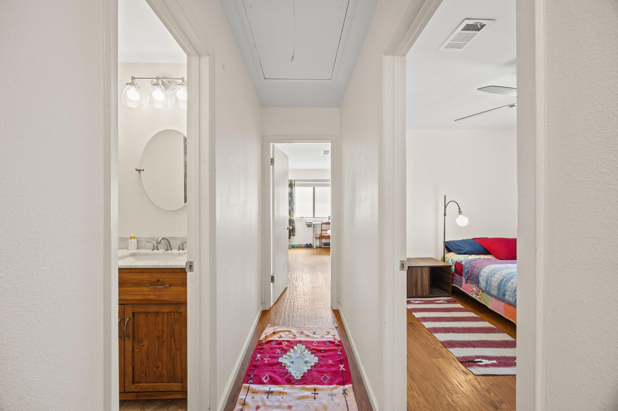 8906 Parkfield DR # B