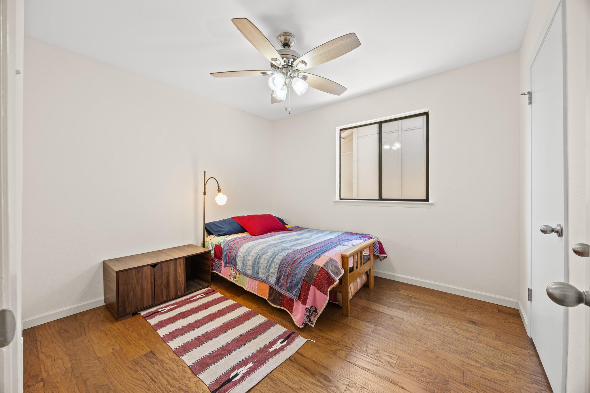 8906 Parkfield DR # B