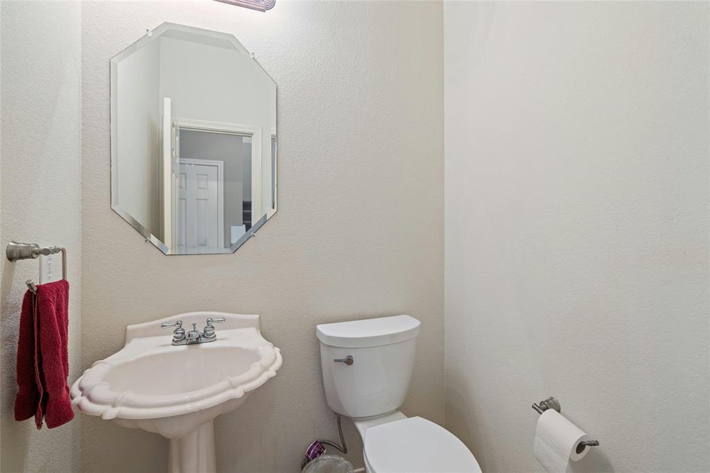 2603 White Stallion WAY