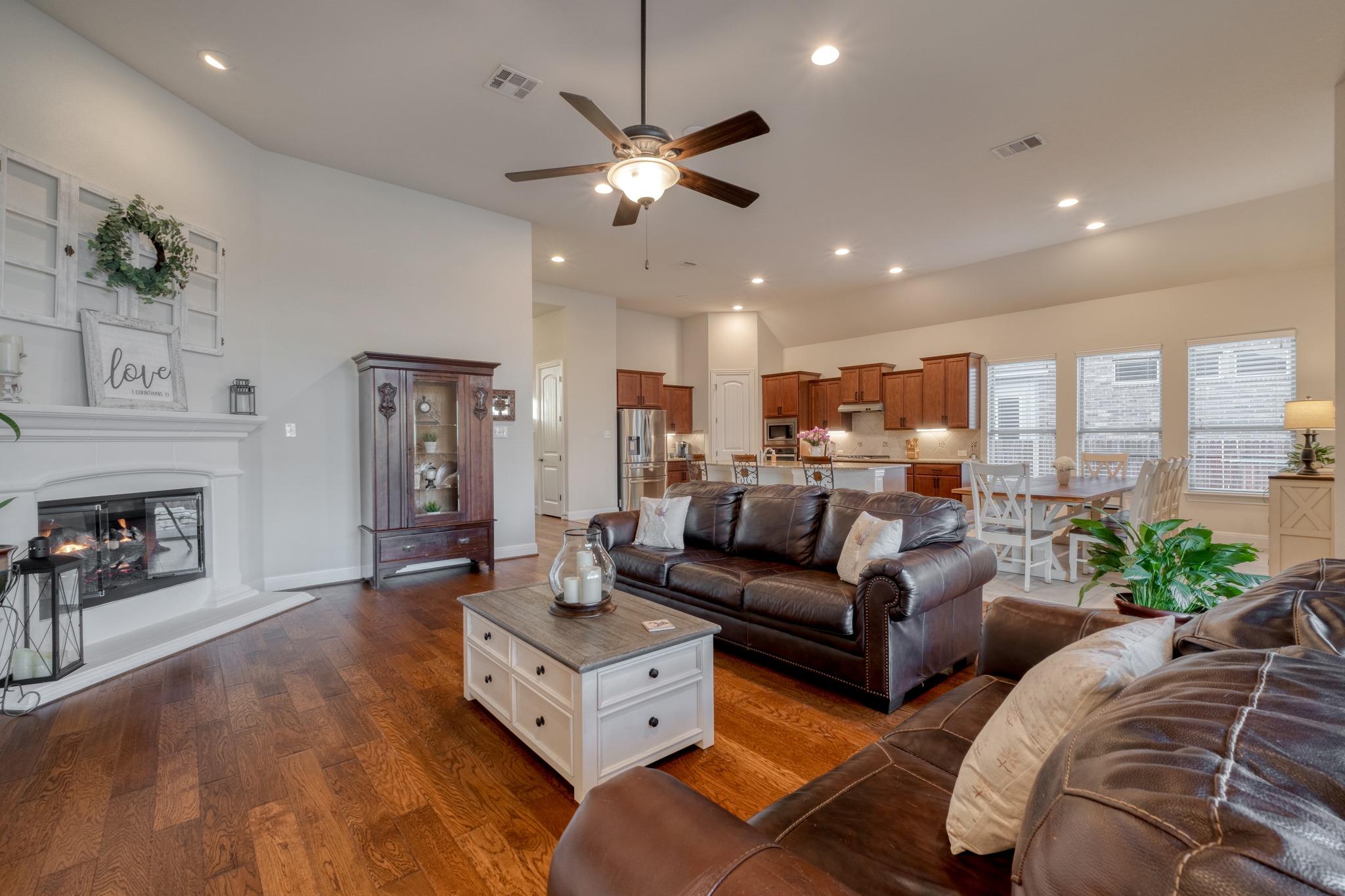3613 Del Payne LN