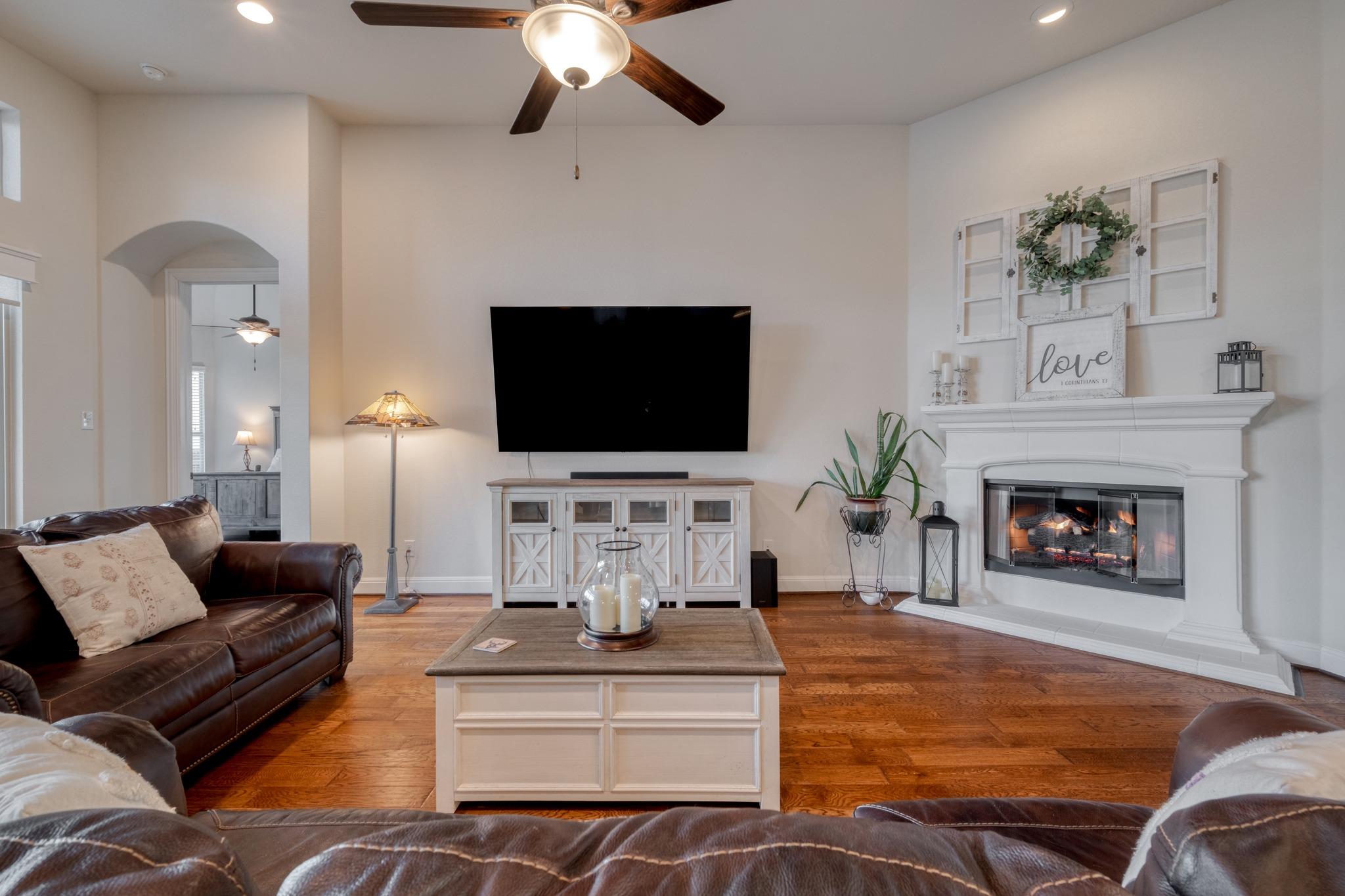3613 Del Payne LN