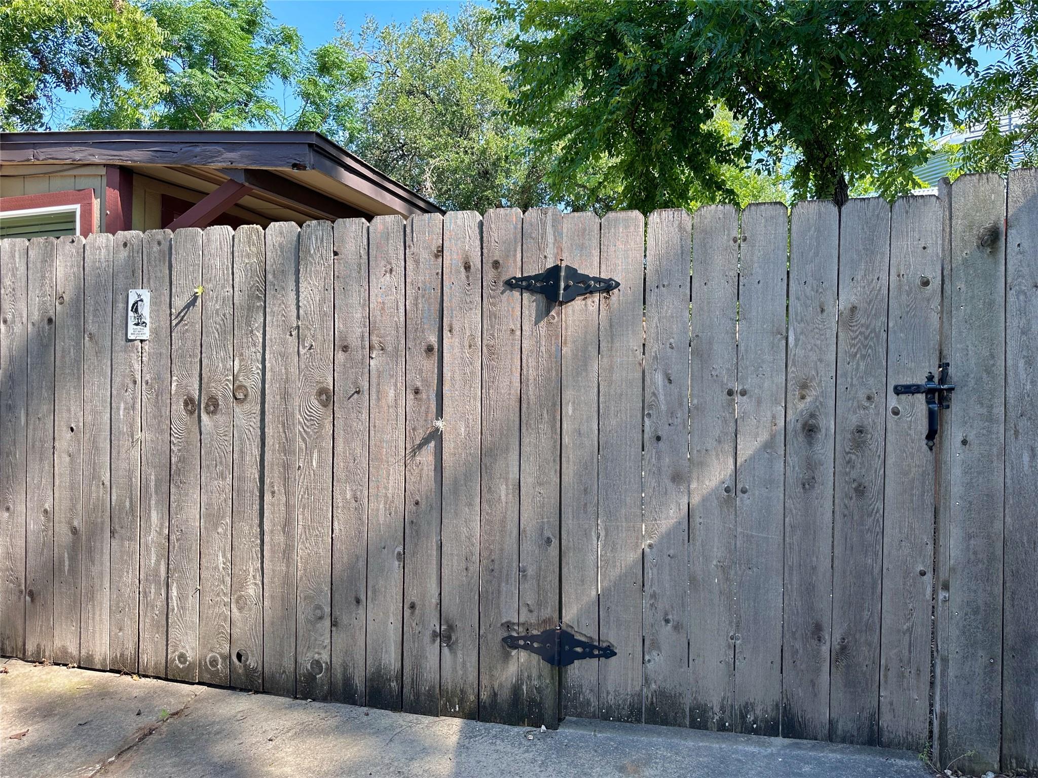 2103 E 16th ST Unit: Annex