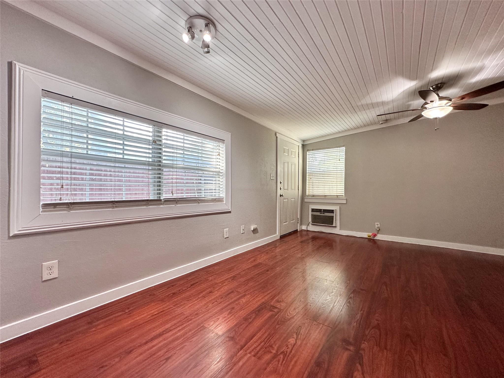 2103 E 16th ST Unit: Annex