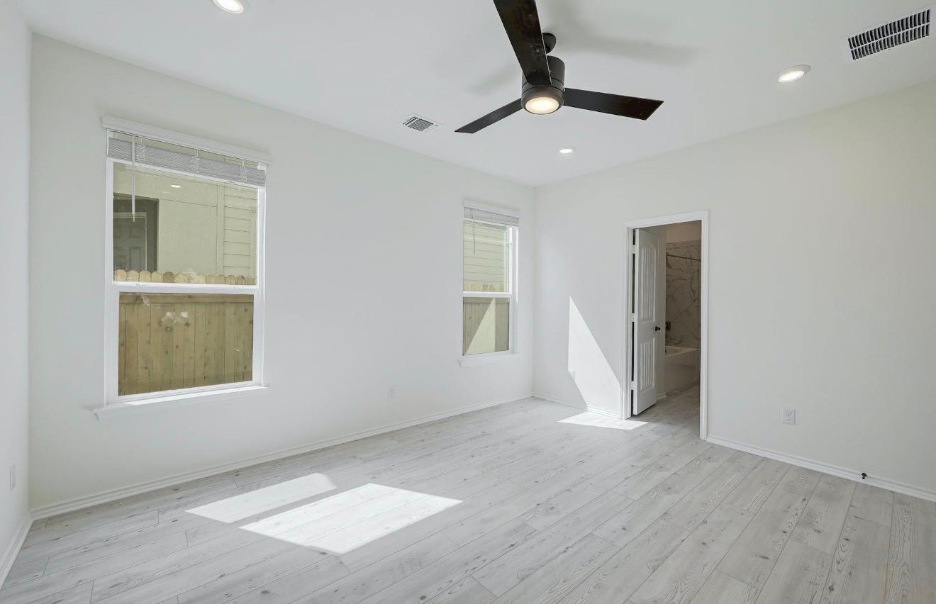 13213 Nancy Reagan ST