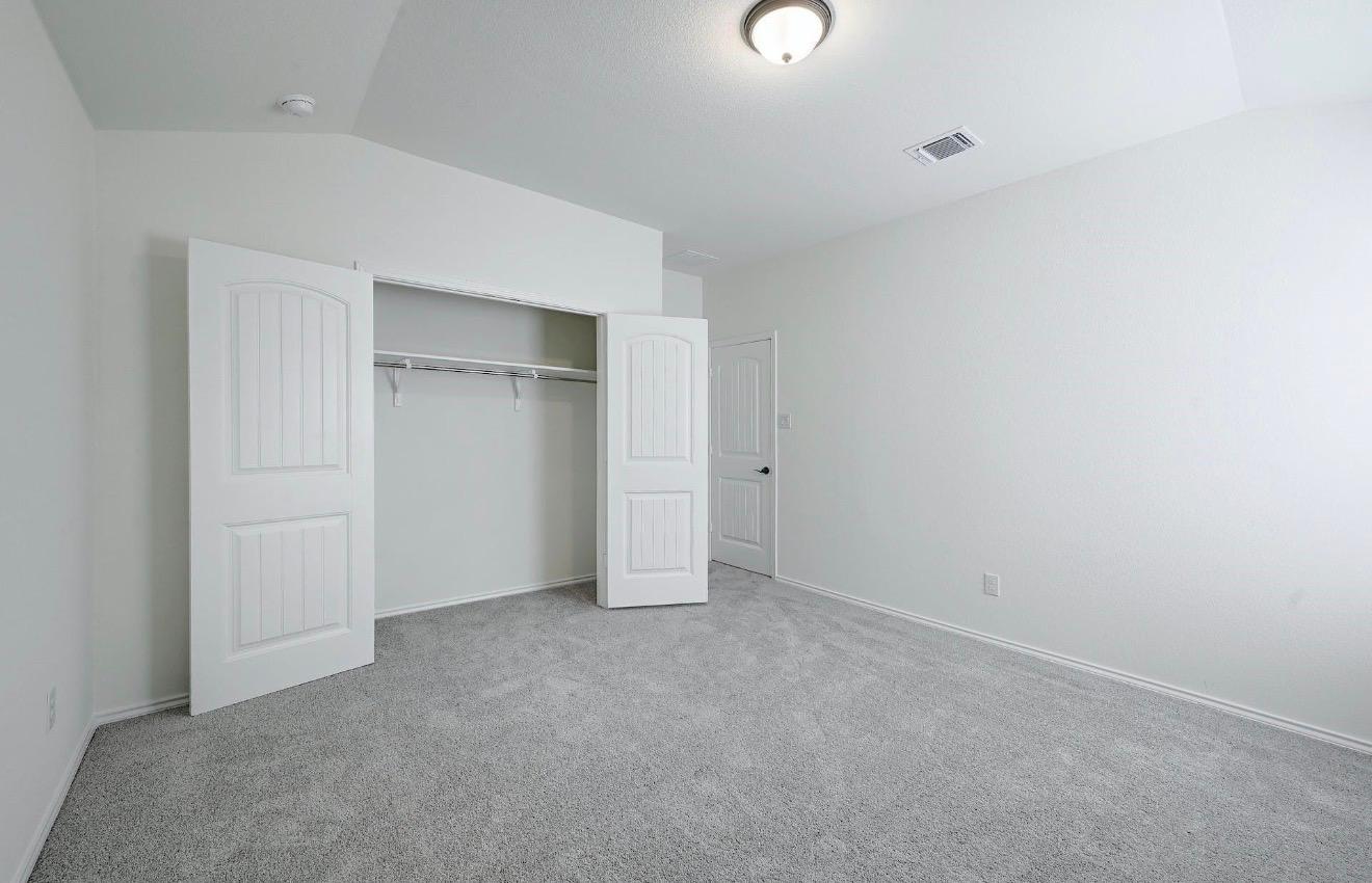 13213 Nancy Reagan ST