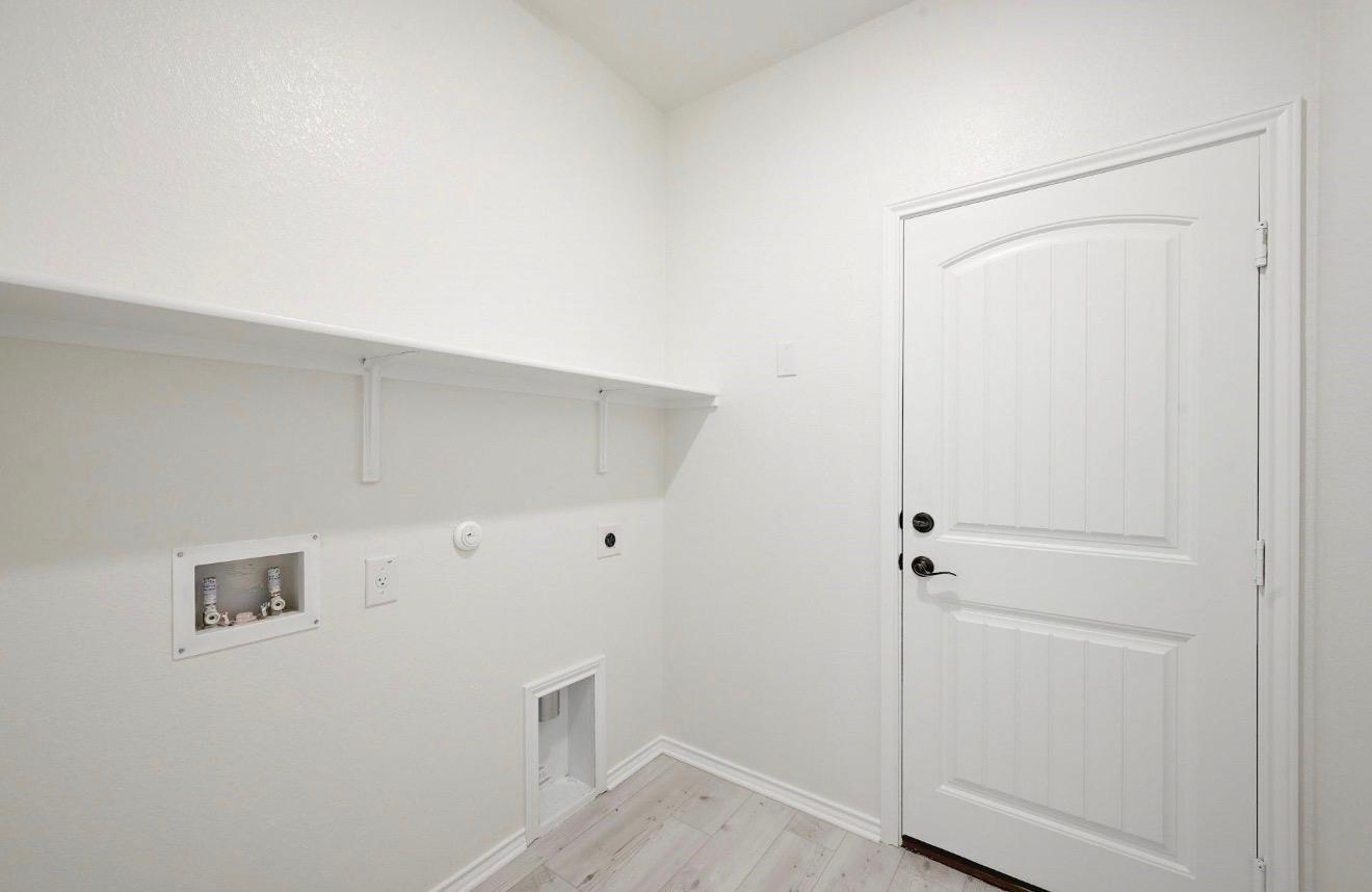 13213 Nancy Reagan ST