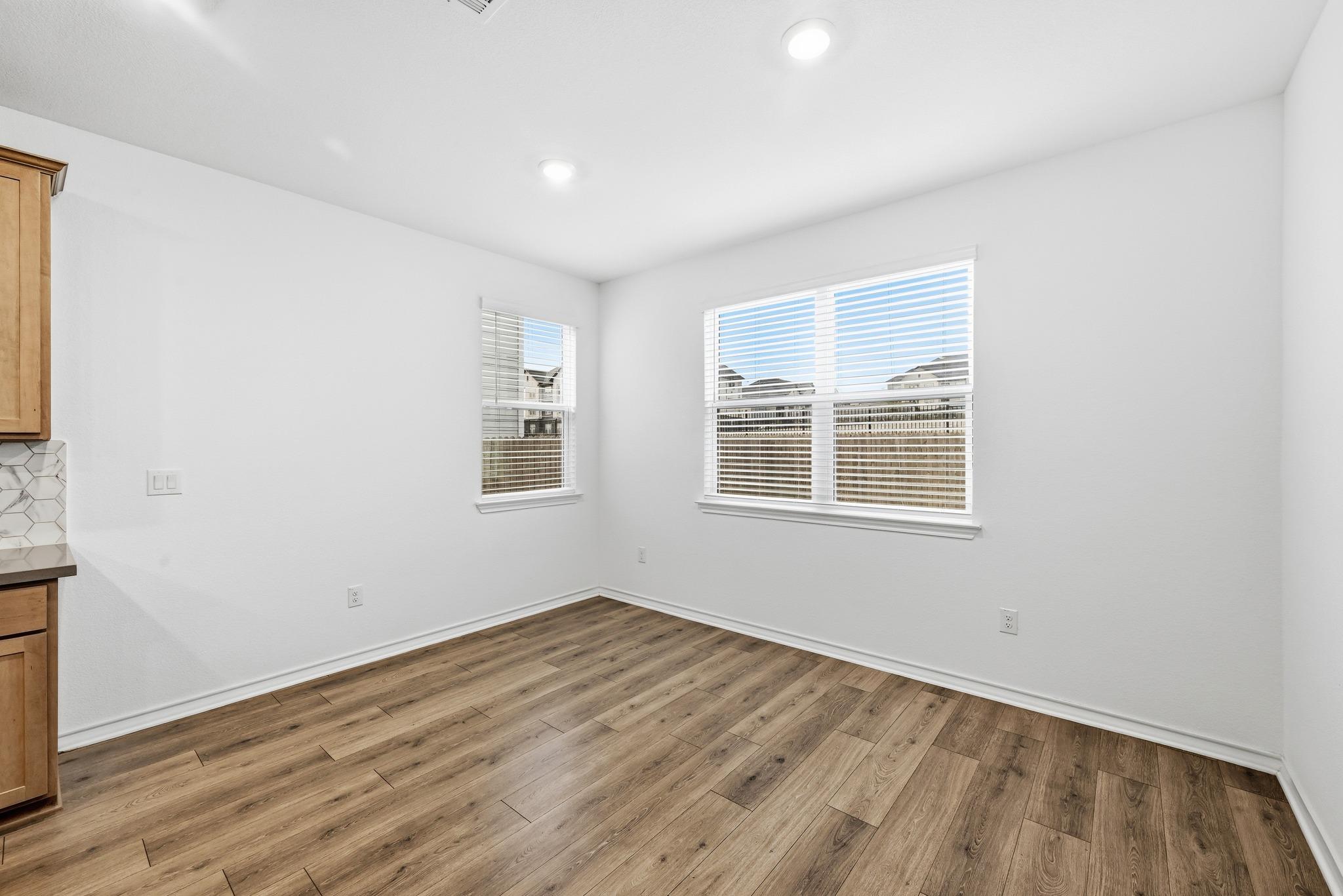 2907 Tavern DR