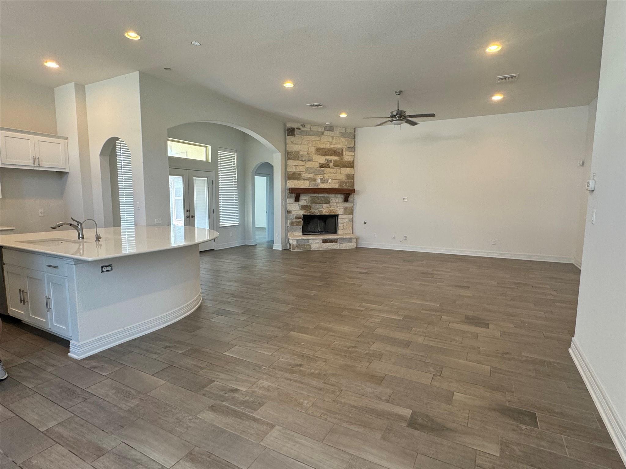 124 Woodway BND