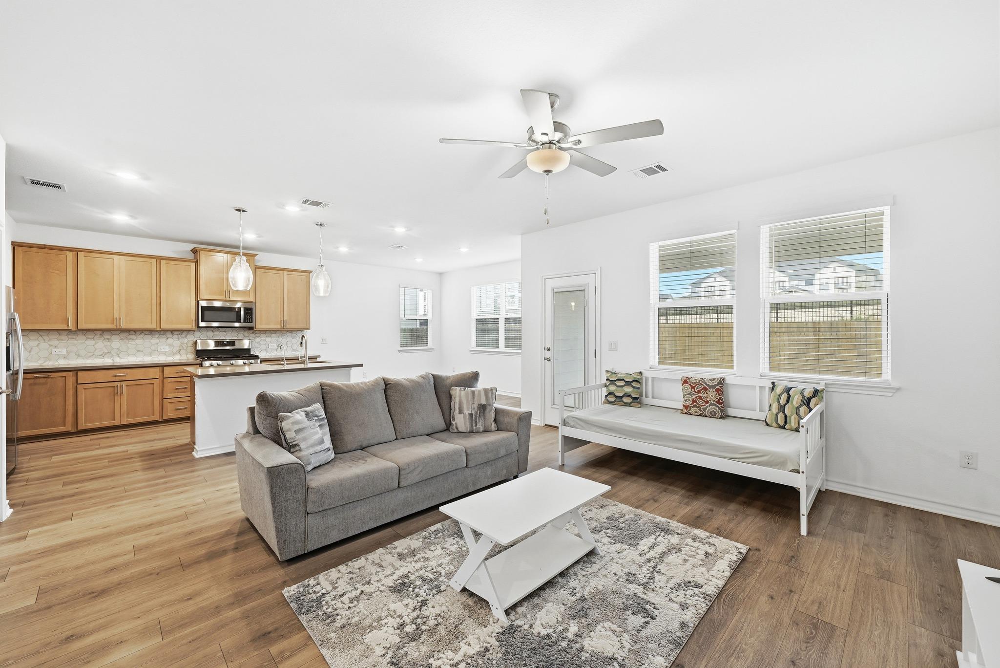 2907 Tavern DR