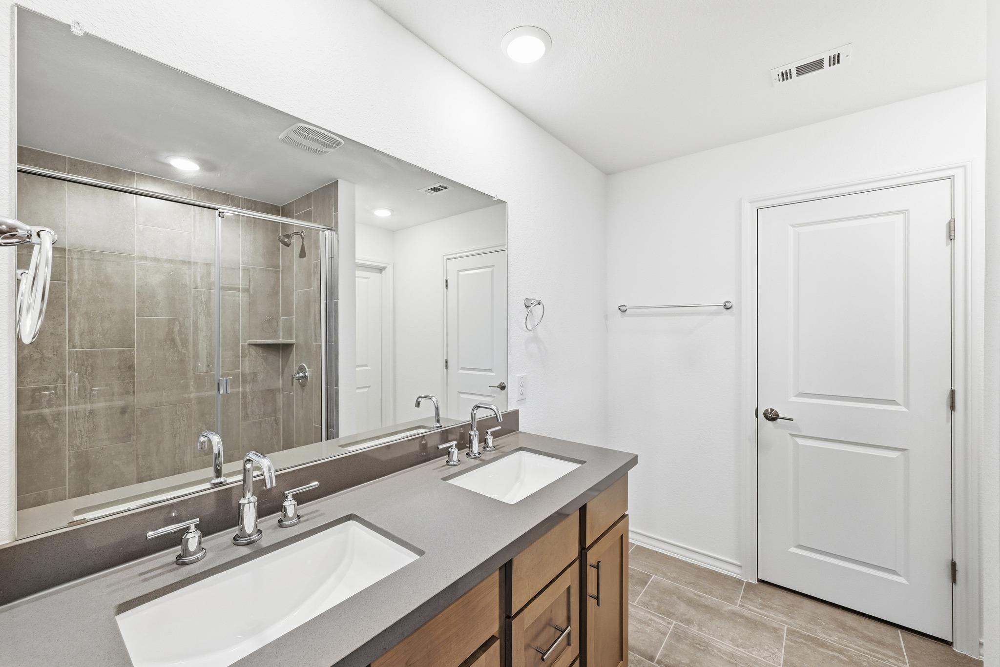 2907 Tavern DR