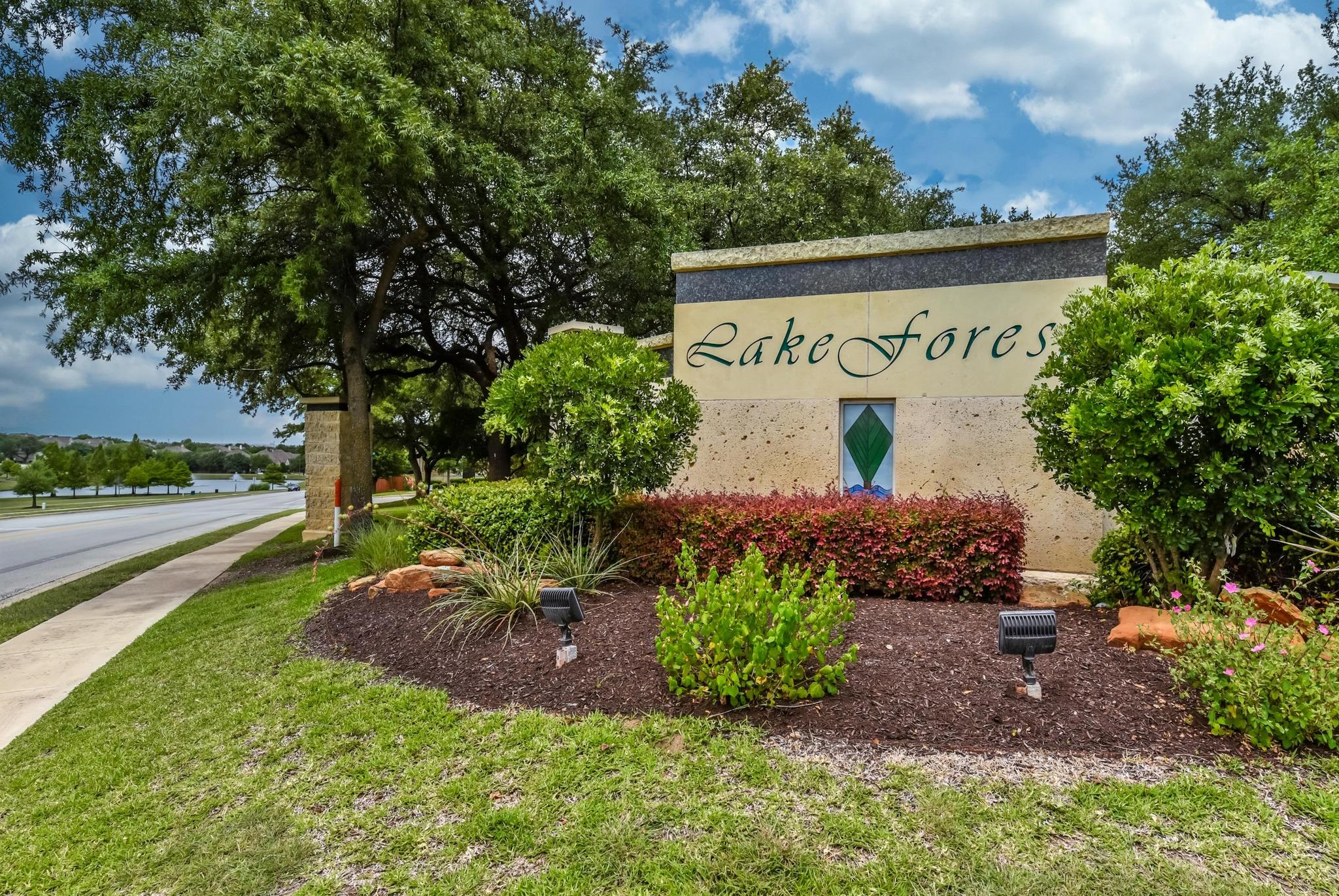 2129 Clear Lake PL
