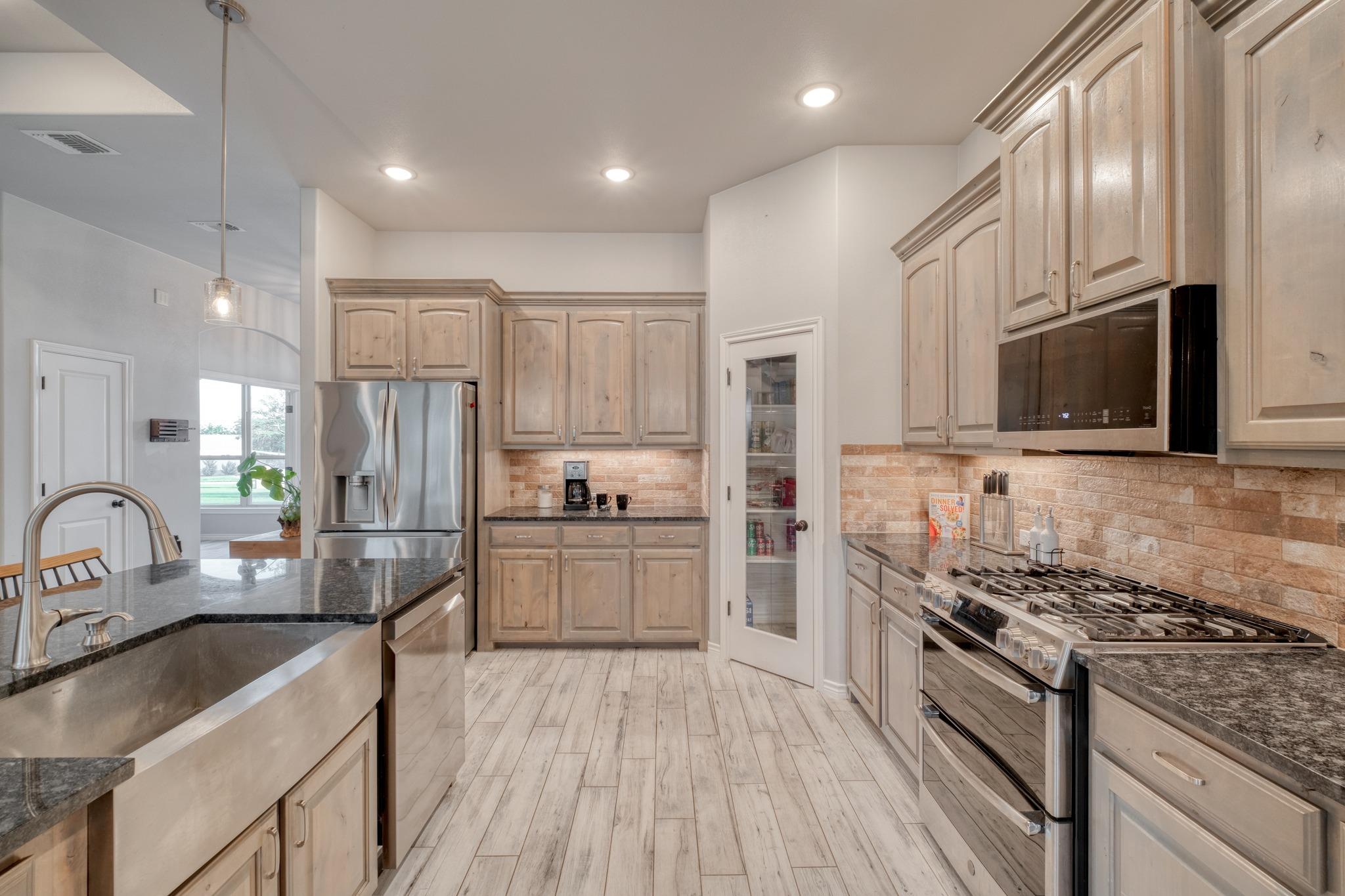 101 Enclave Park CV