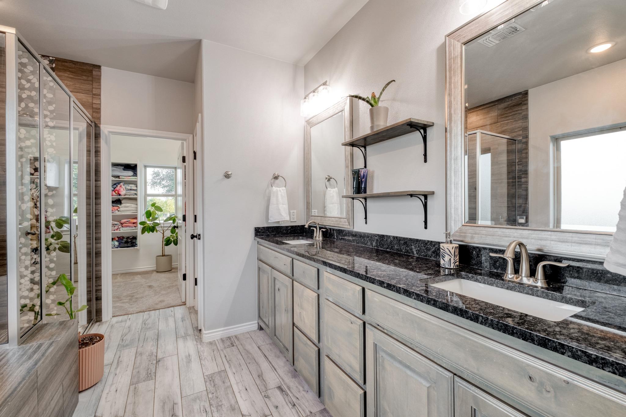 101 Enclave Park CV
