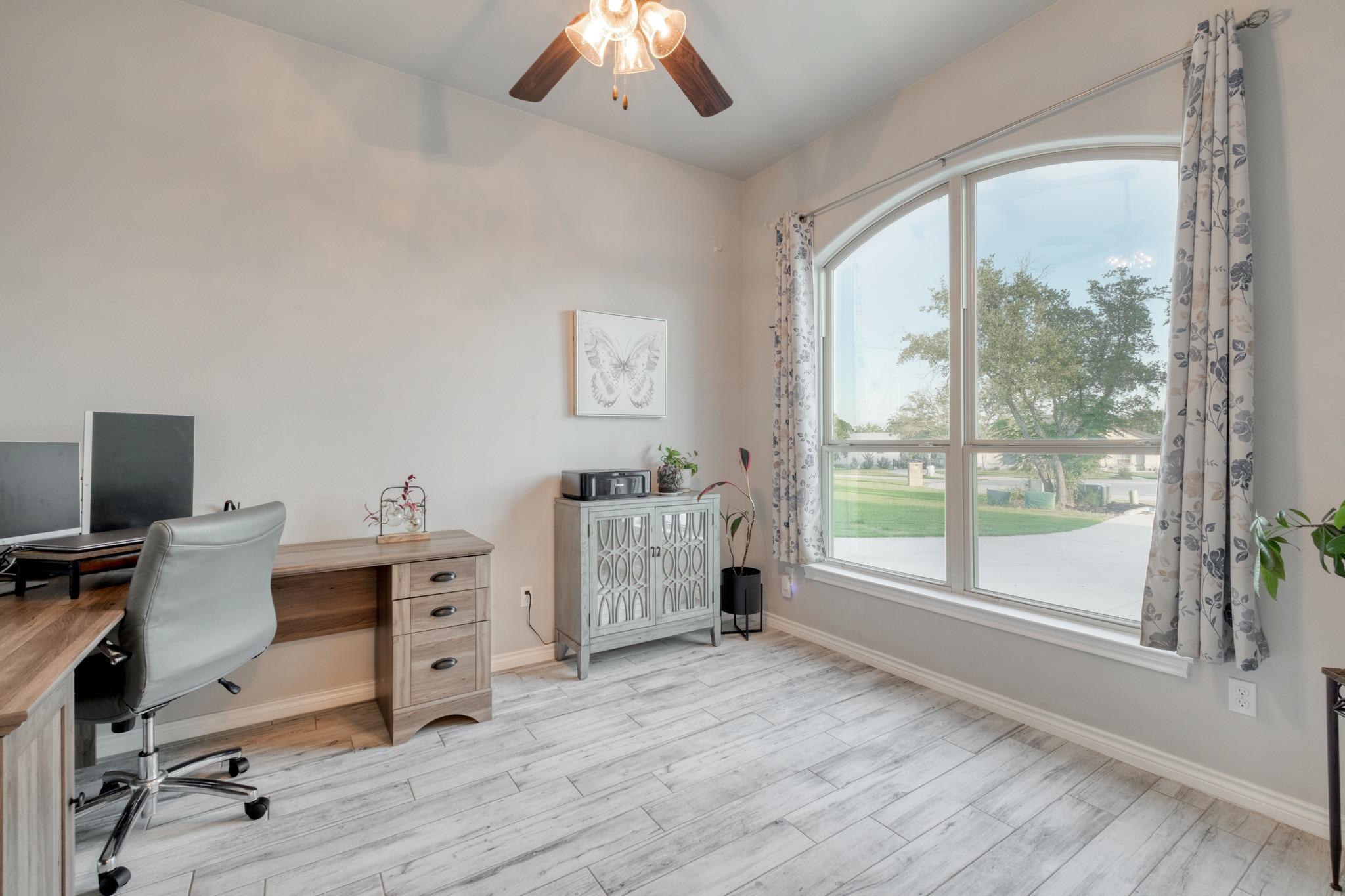 101 Enclave Park CV