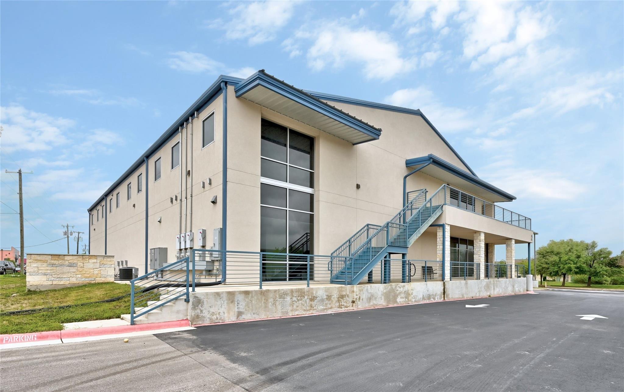 2050 Double Creek DR