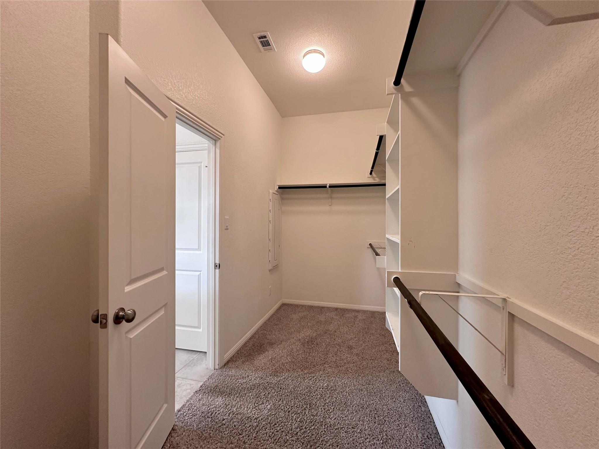 112 Krupp Ave