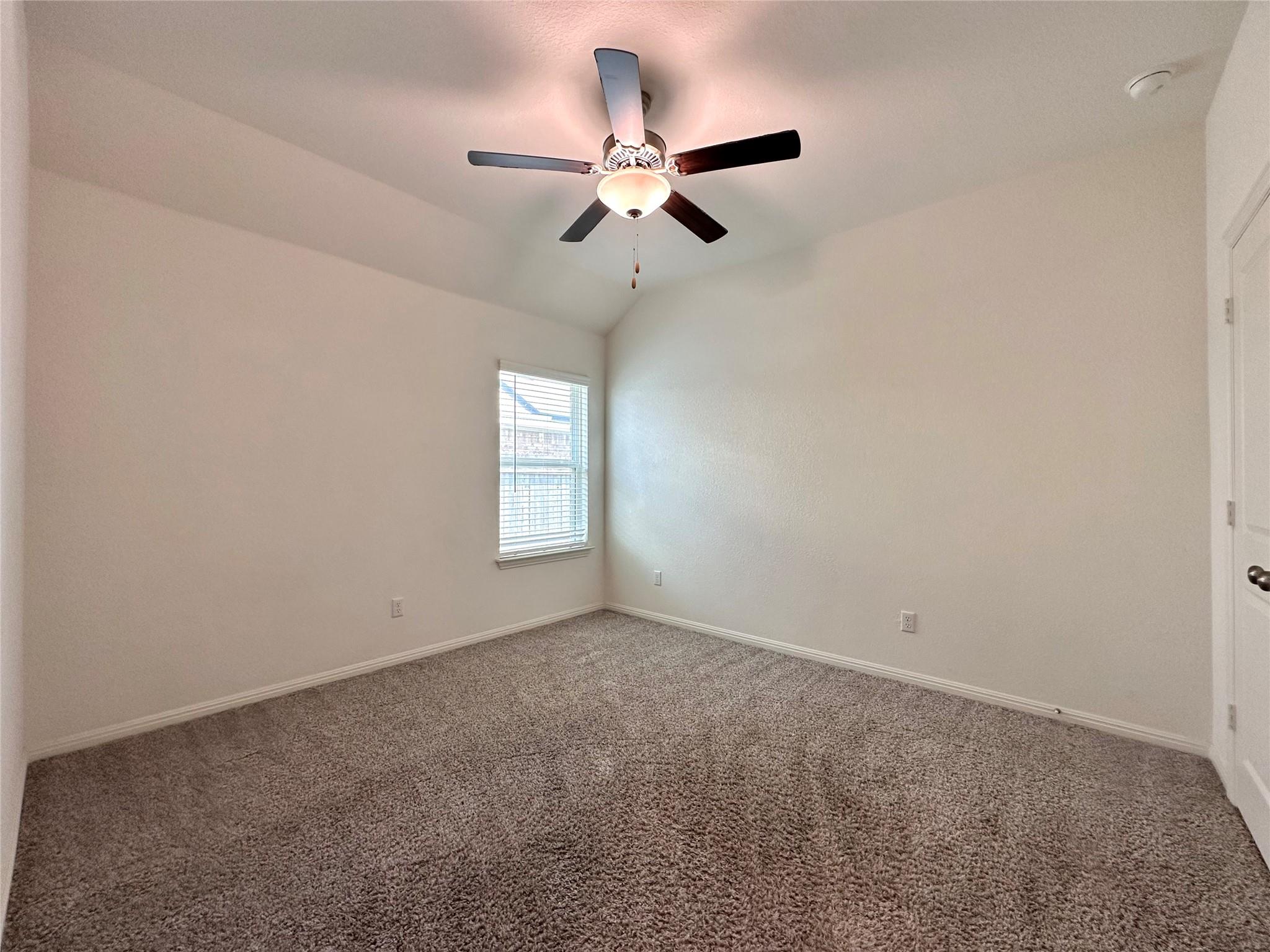112 Krupp Ave