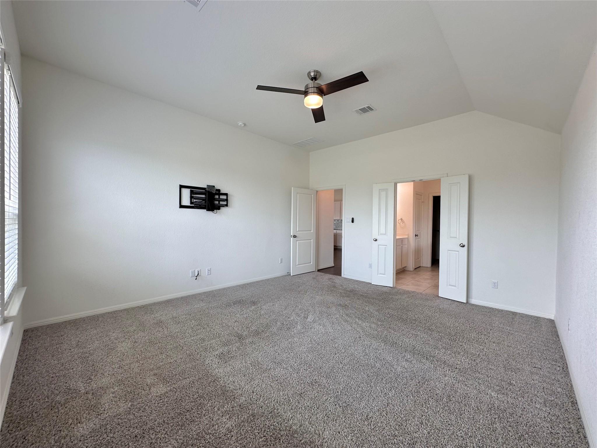 112 Krupp Ave