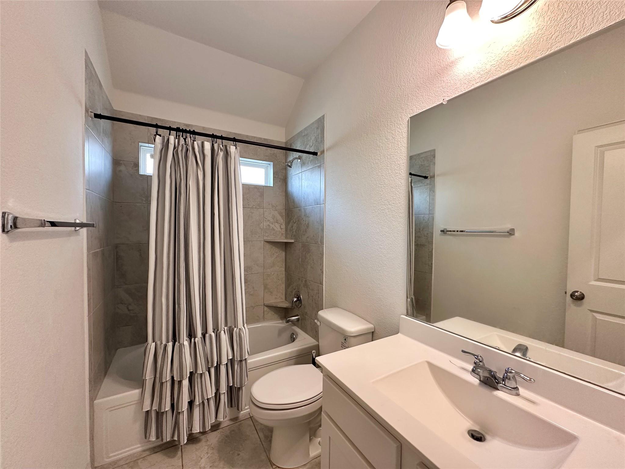 112 Krupp Ave