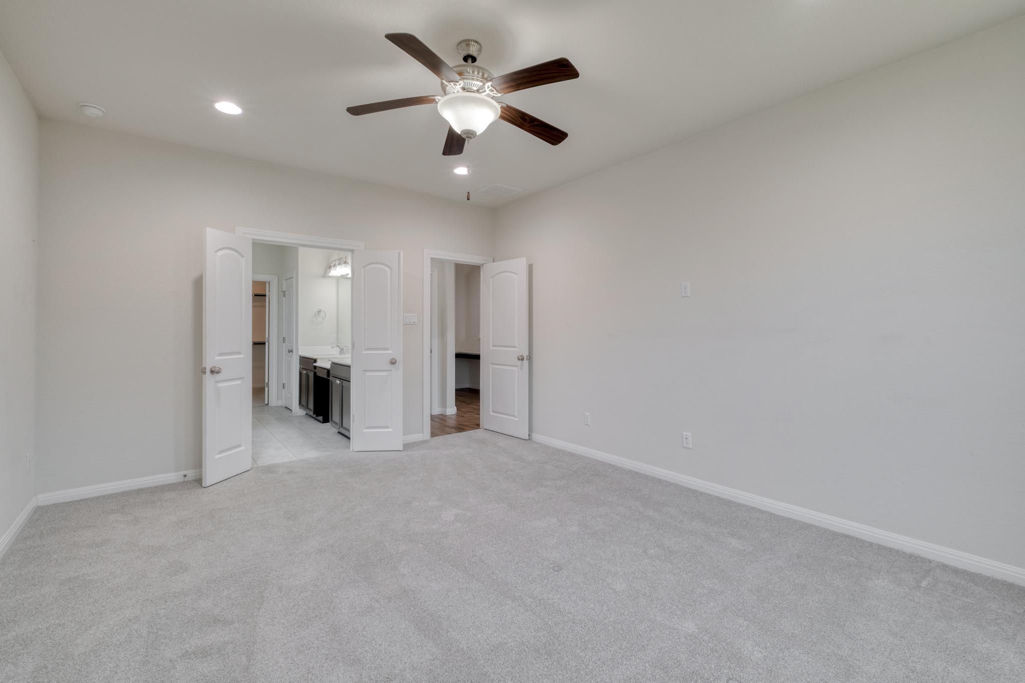 17204 Calipatria LN