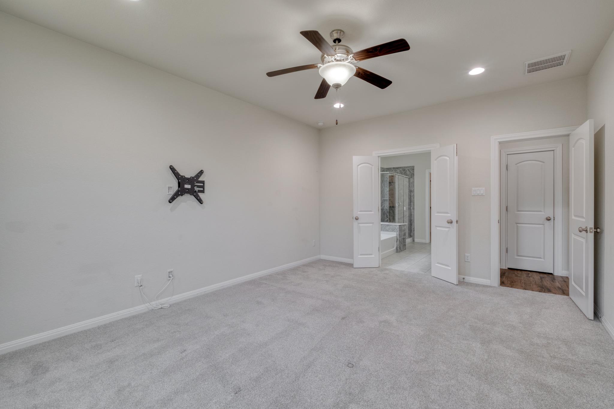 17204 Calipatria LN