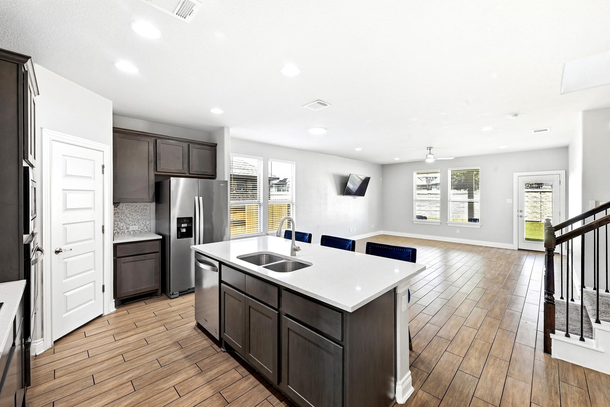 20324 Clare Island BND