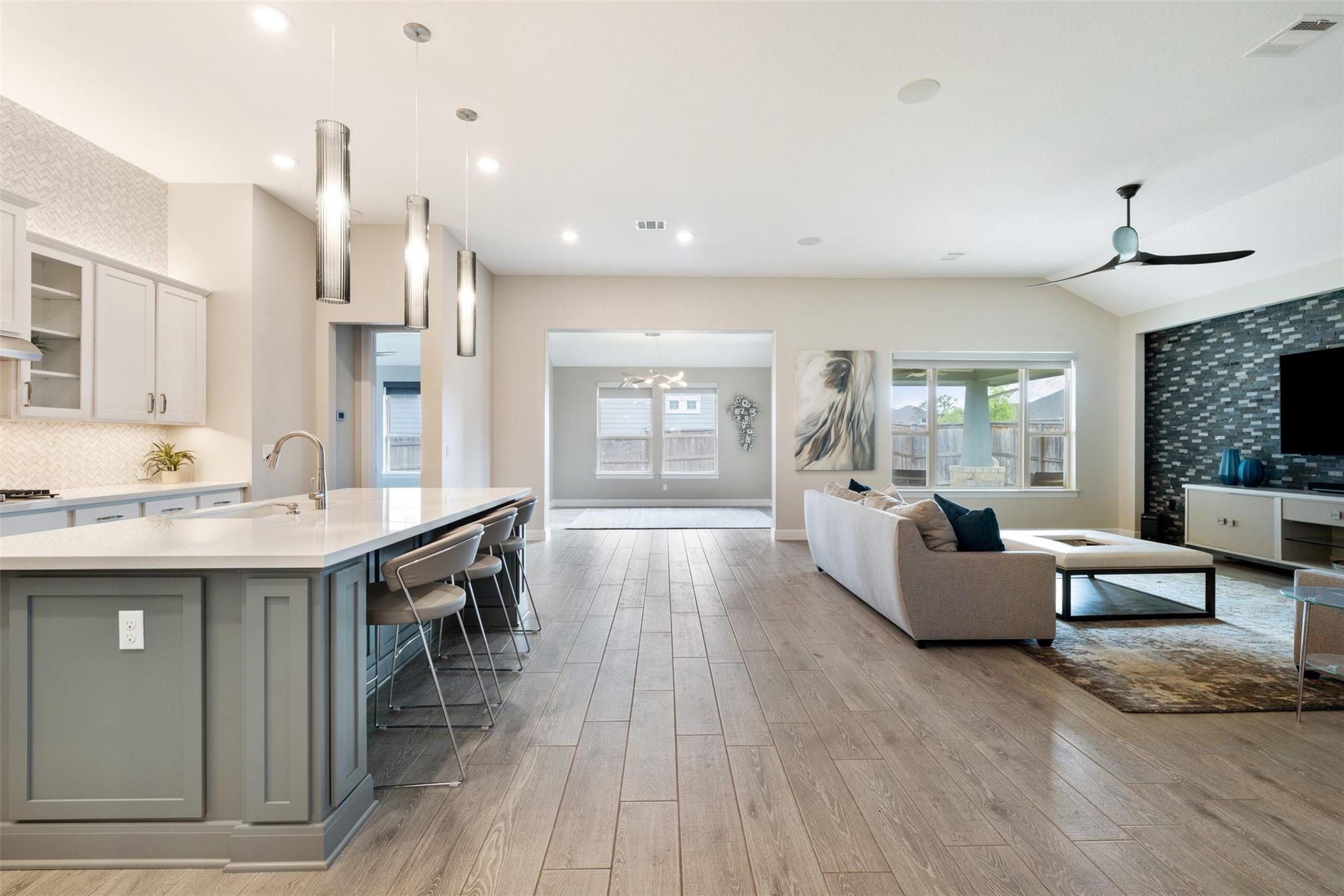 1012 Quarry Point PASS