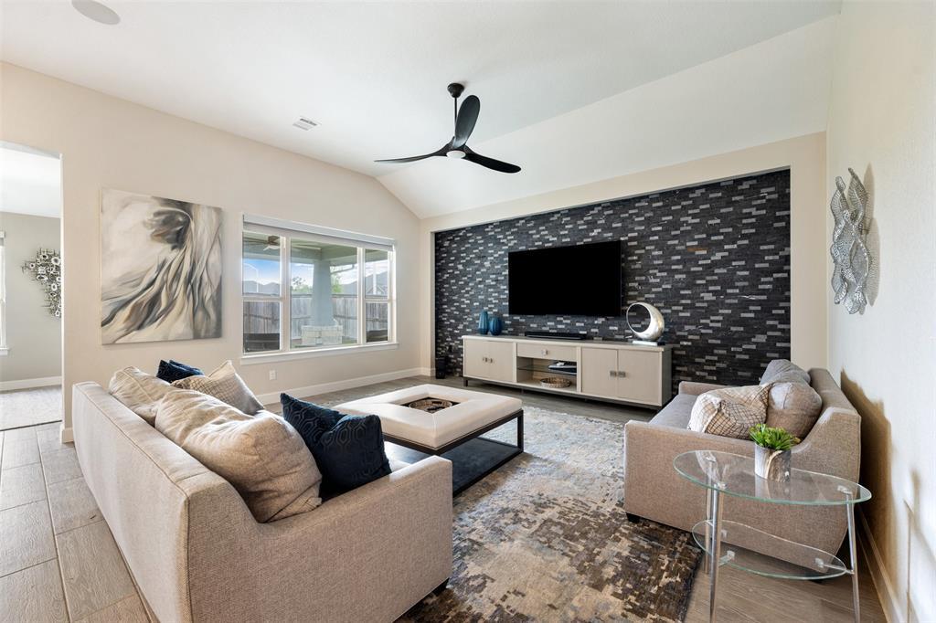 1012 Quarry Point PASS