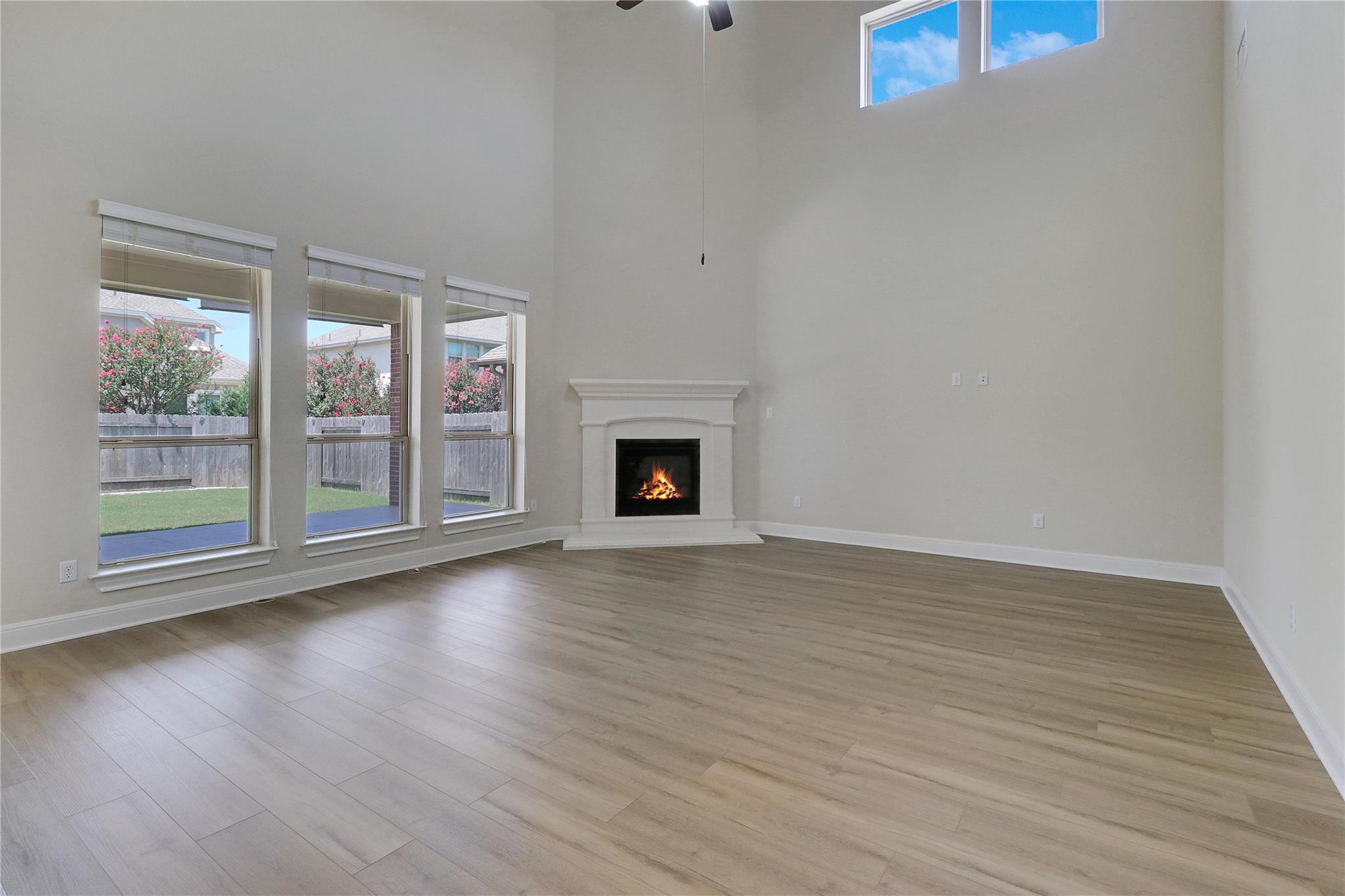 3009 Silvergrass CV