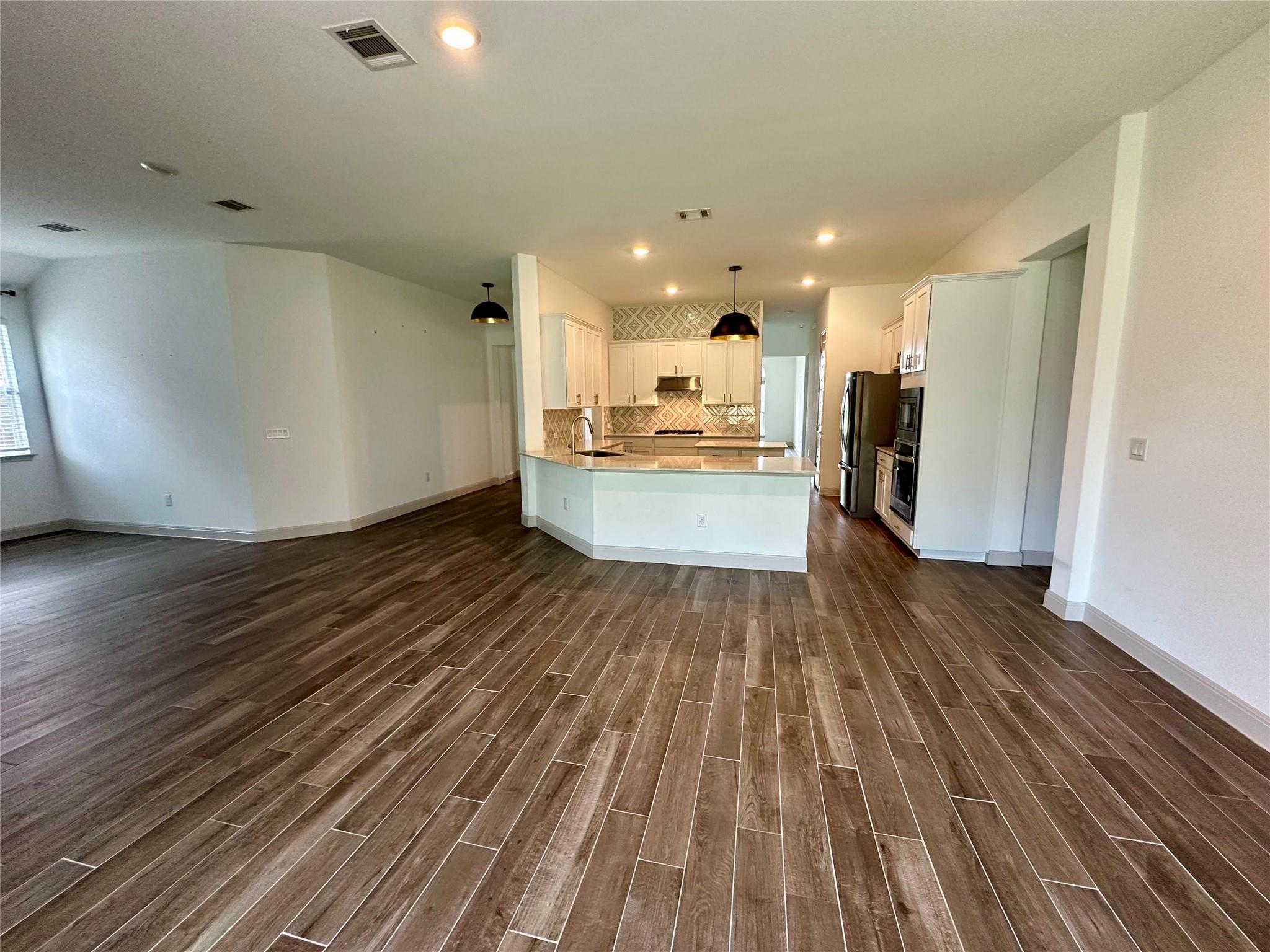 1620 Weavers BND