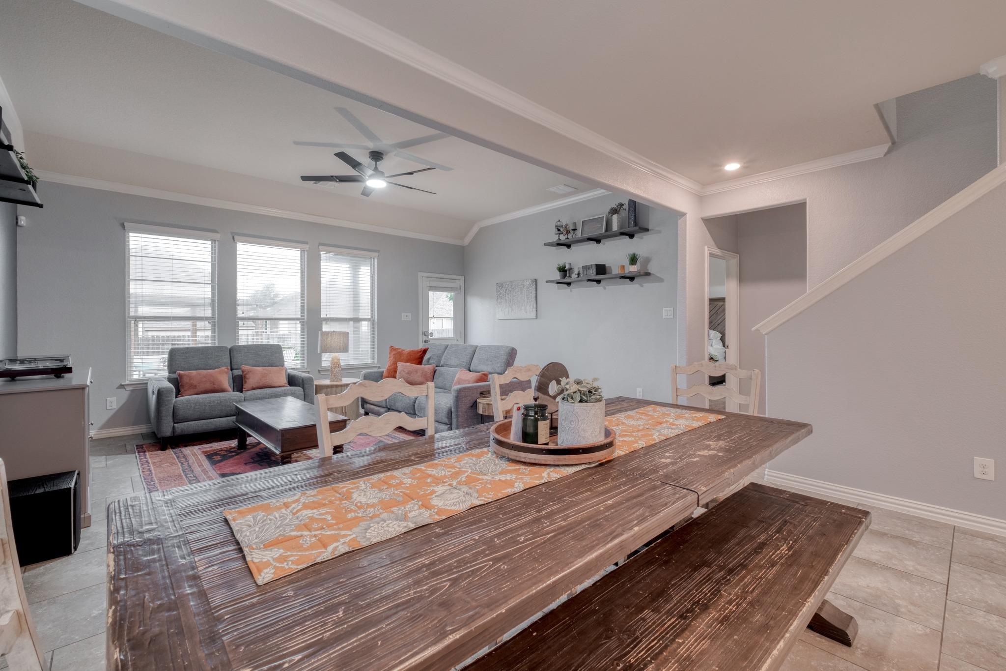 2621 Auburn Chestnut LN