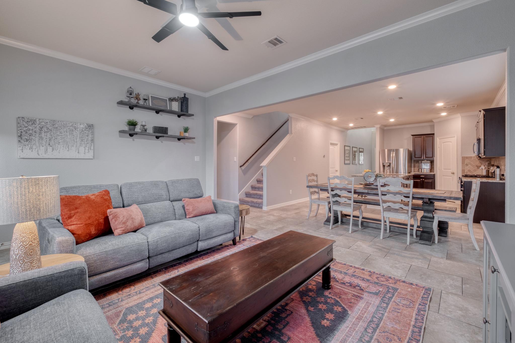 2621 Auburn Chestnut LN