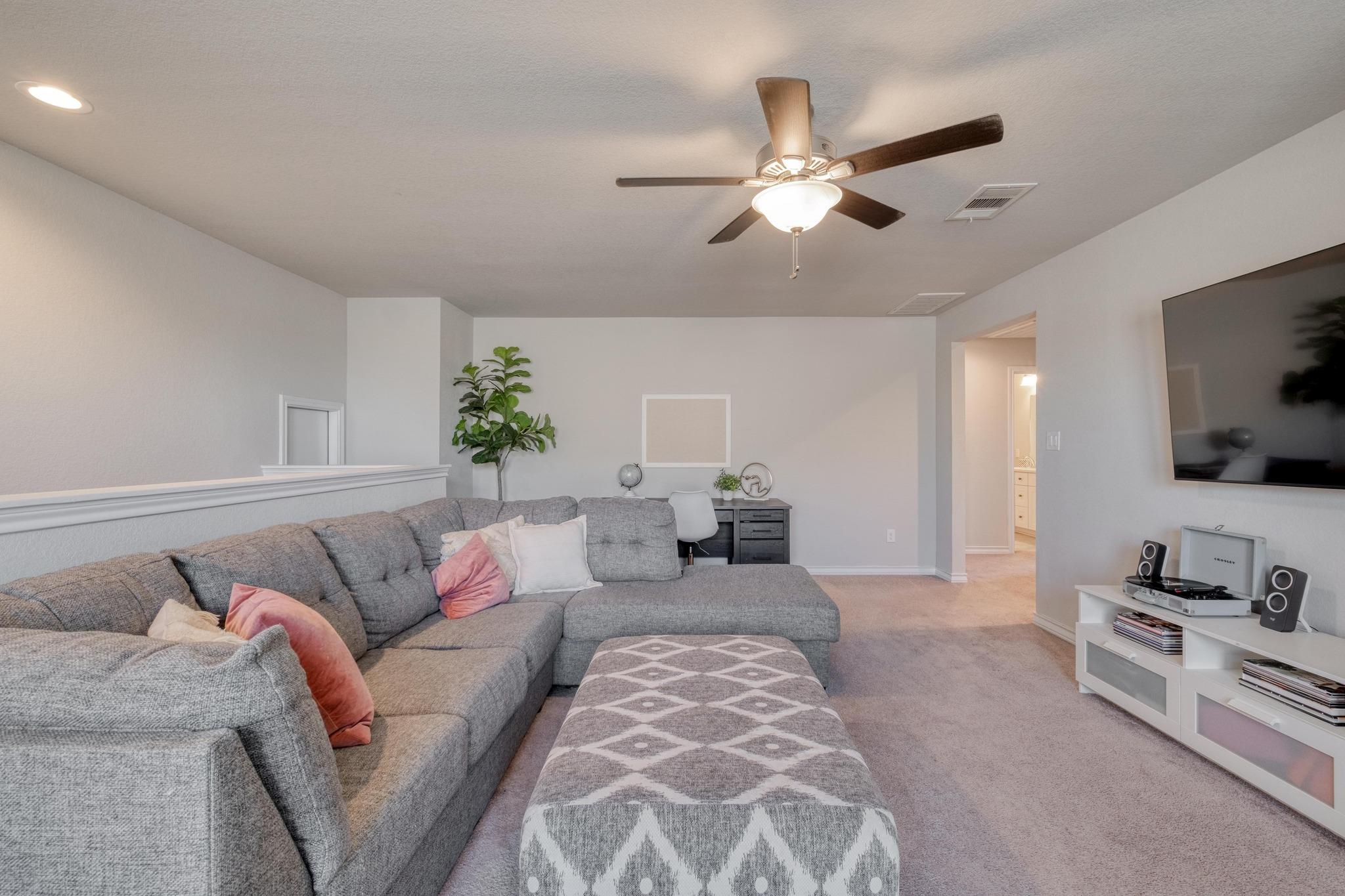 6717 Catania LOOP