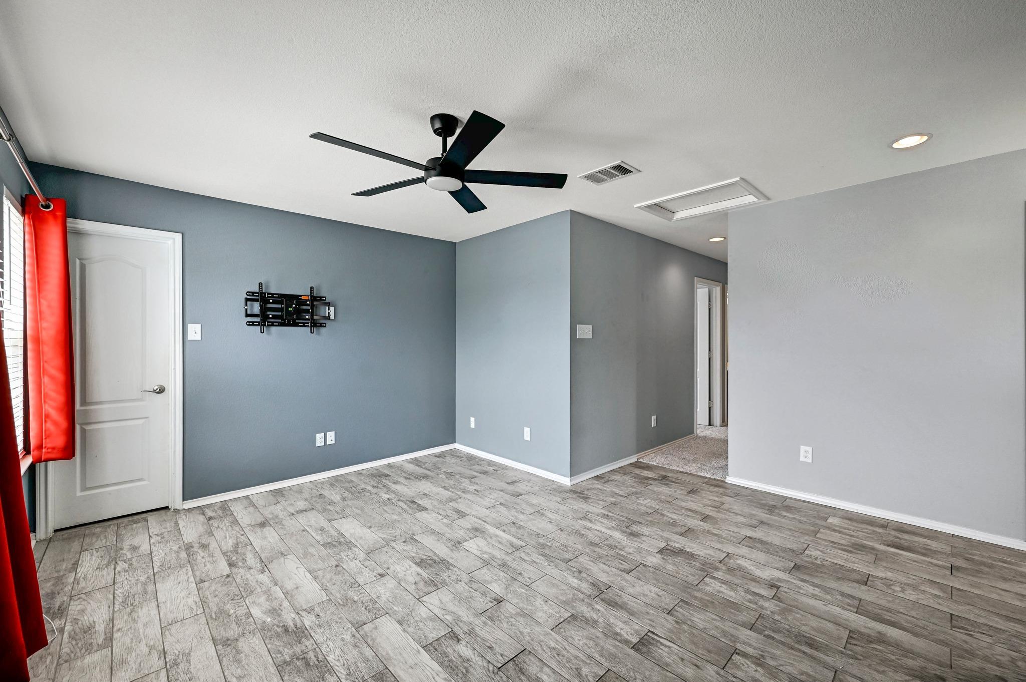 214 Briarwood DR