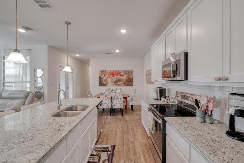 620 Parkline DR # 15A