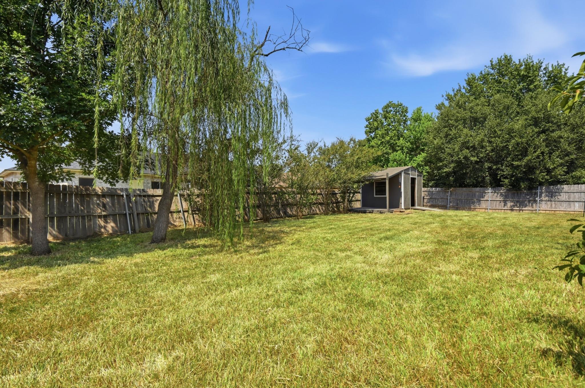 1068 Memorial CIR