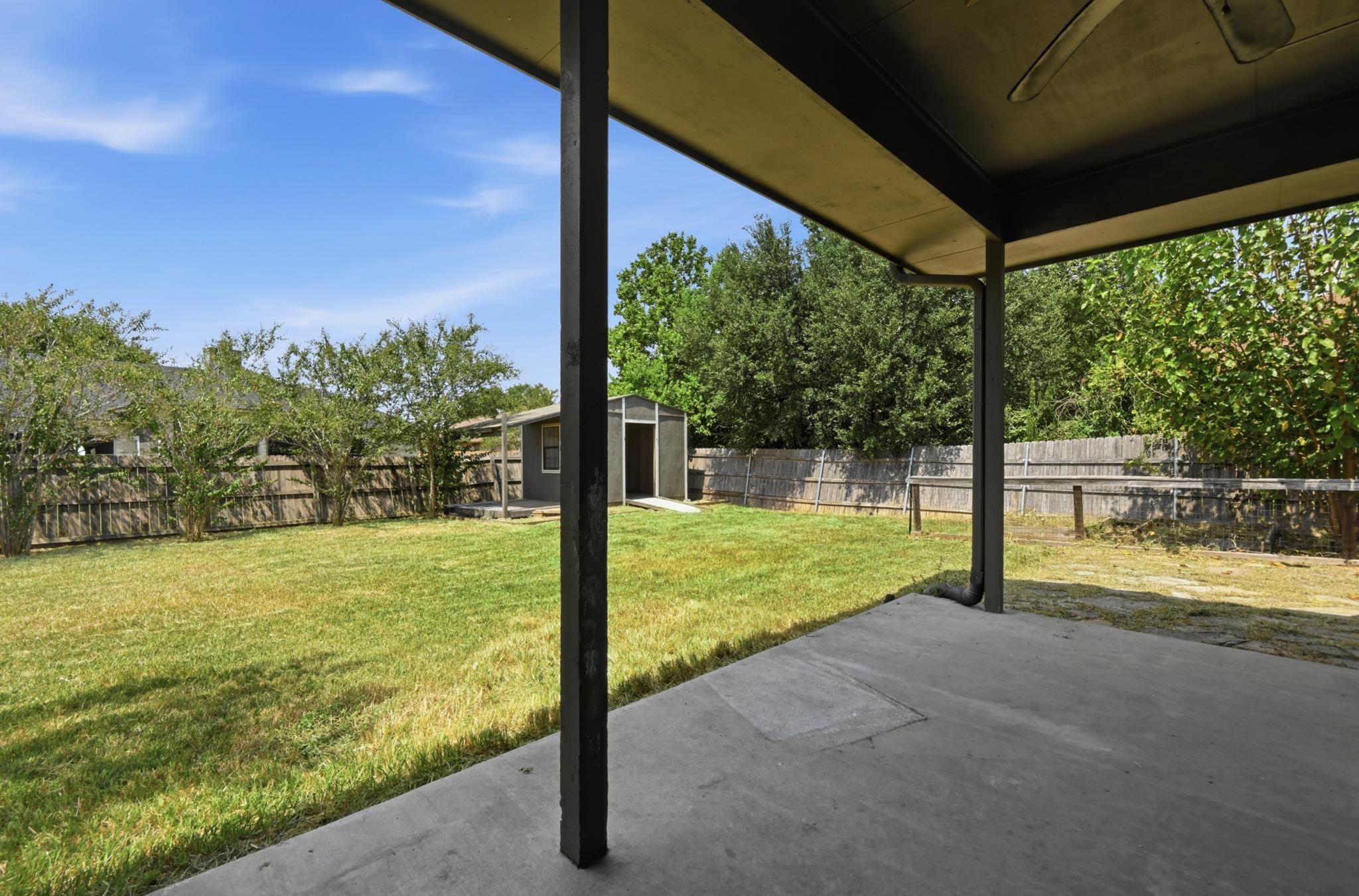 1068 Memorial CIR