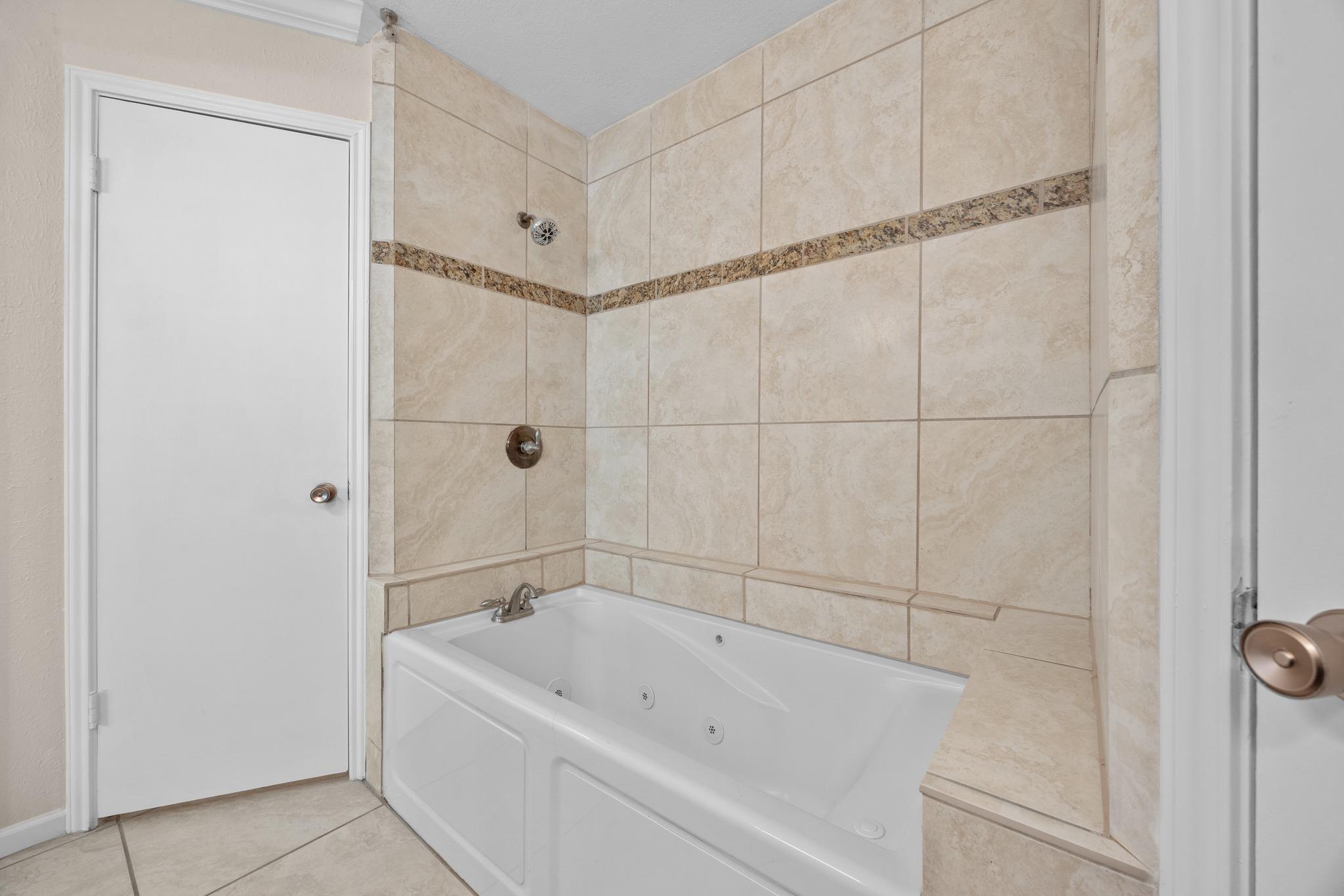 12124 Shropshire BLVD